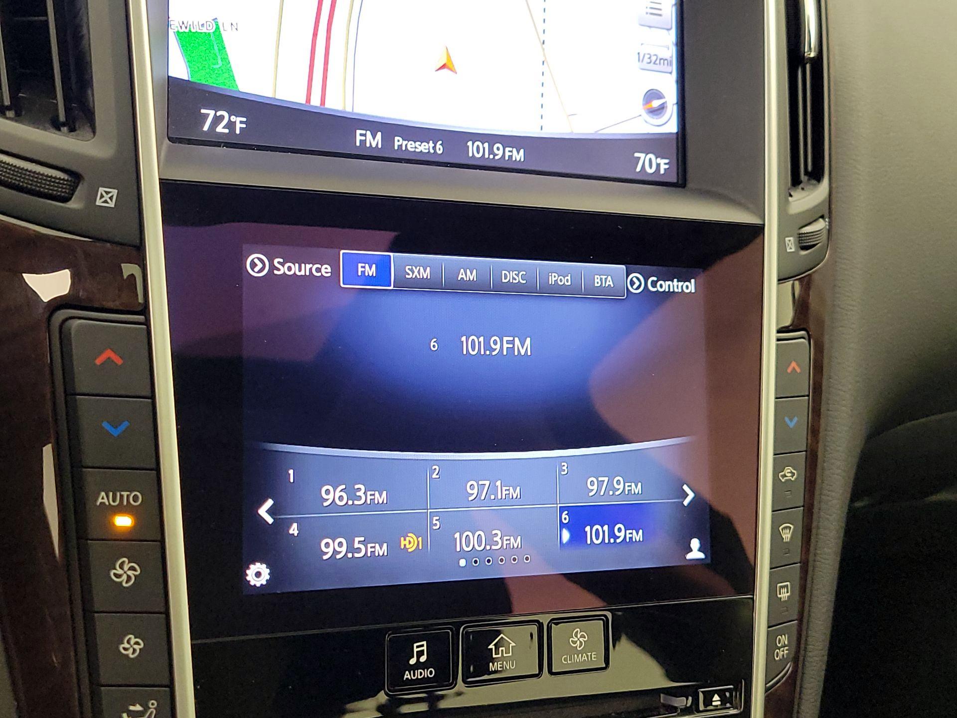 Thumbnail: 2016 INFINITI Q50 - 16