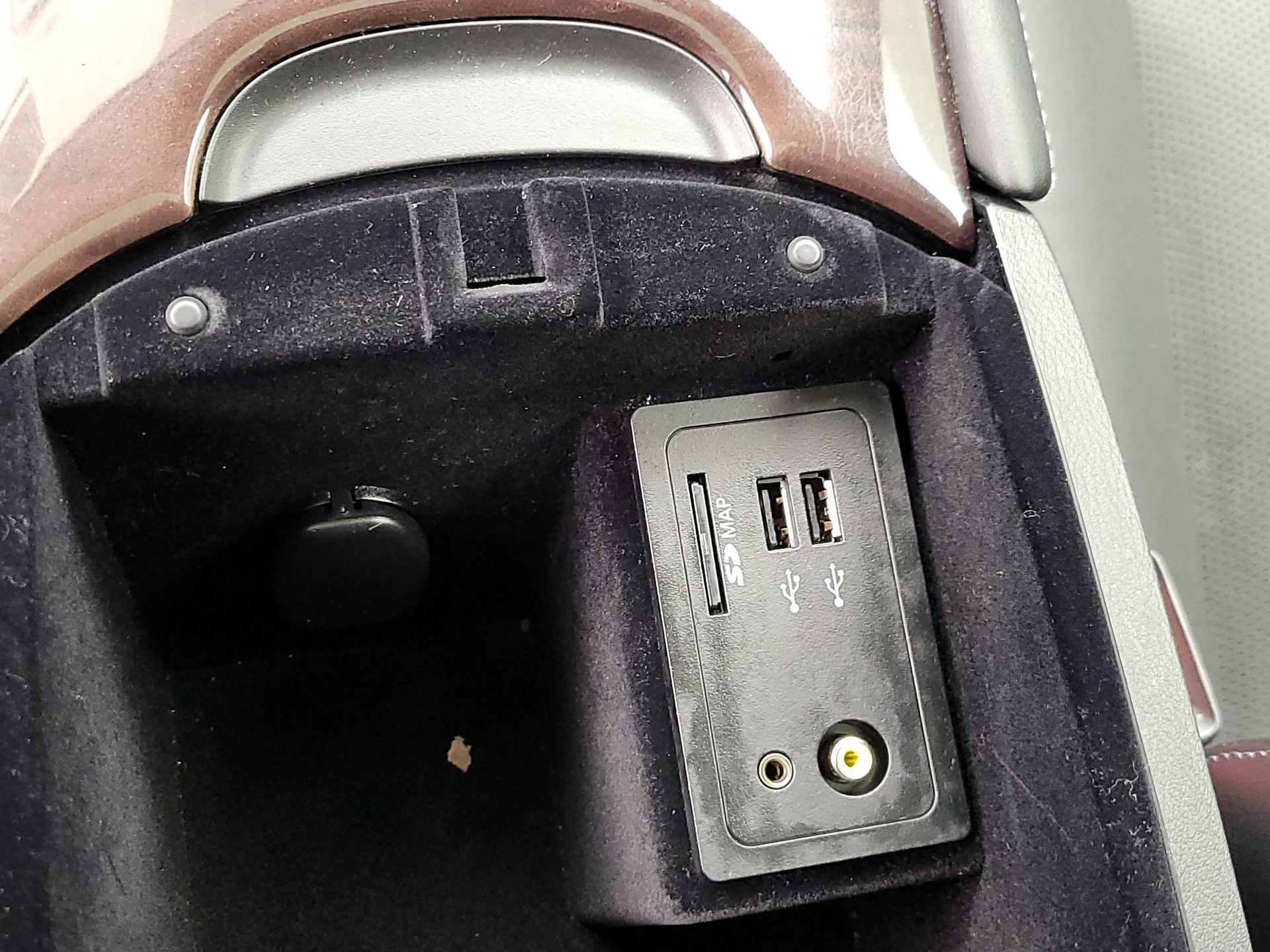 Thumbnail: 2016 INFINITI Q50 - 19