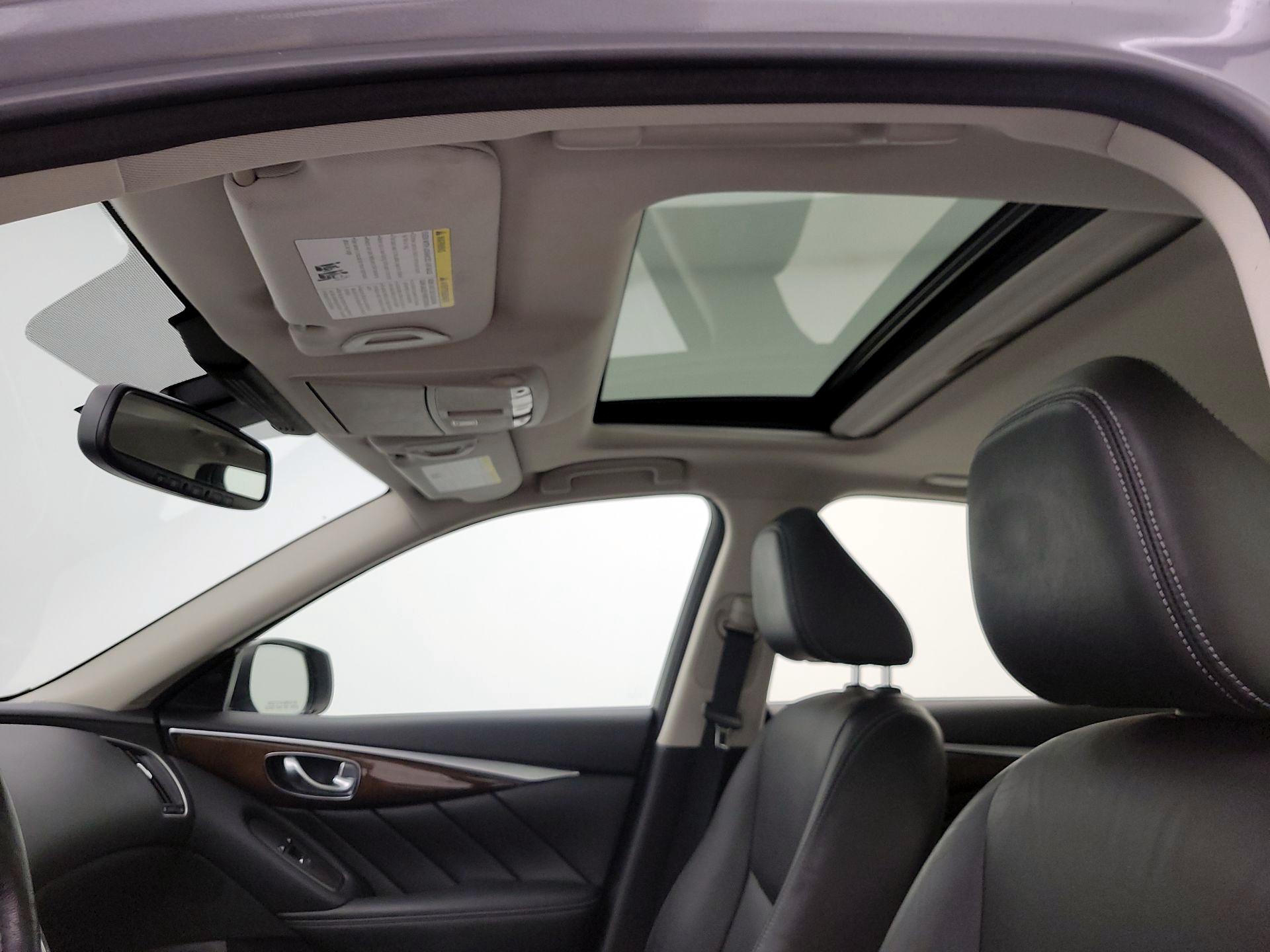 Thumbnail: 2016 INFINITI Q50 - 20