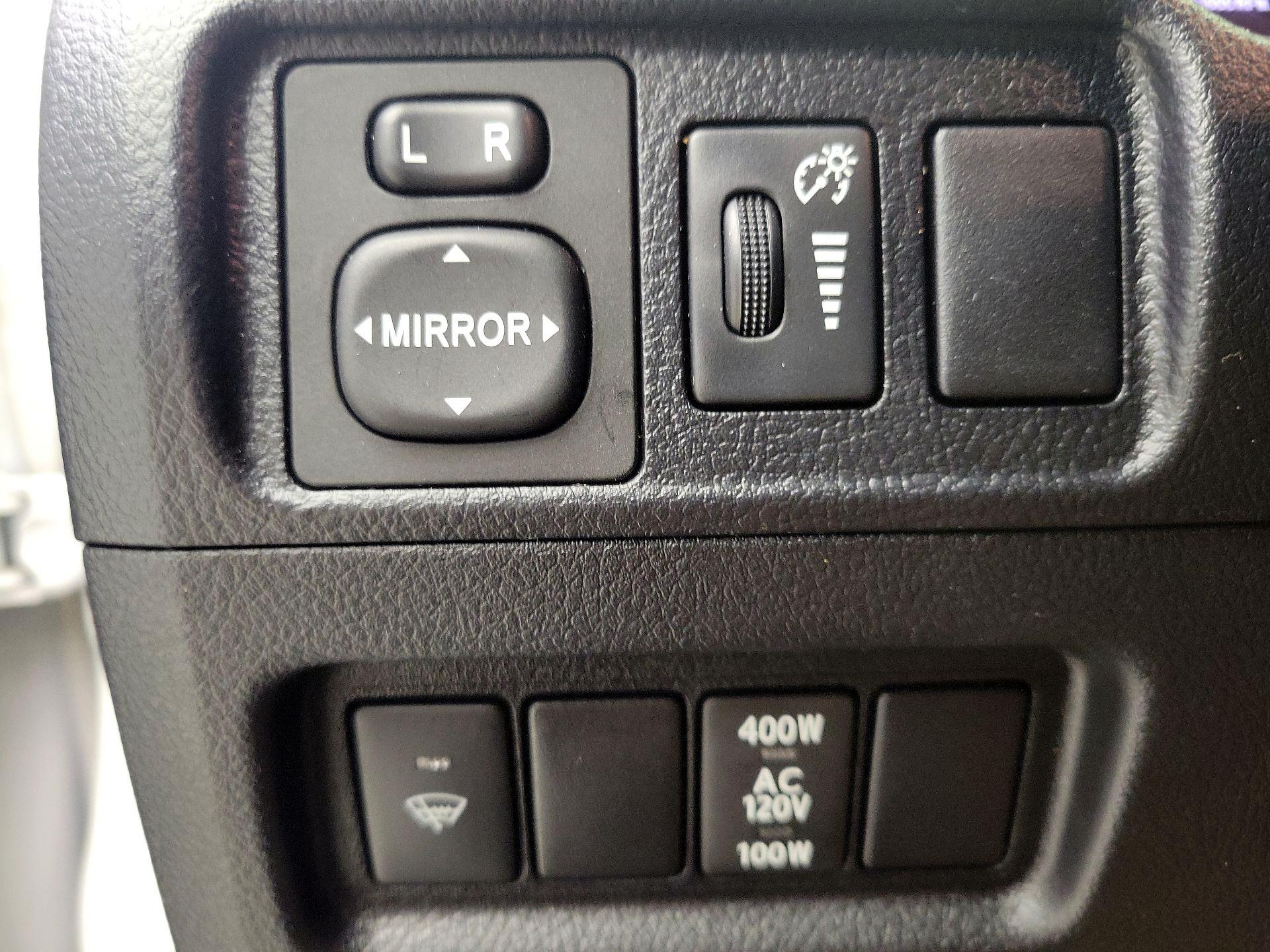 Thumbnail: 2019 Toyota 4Runner - 13