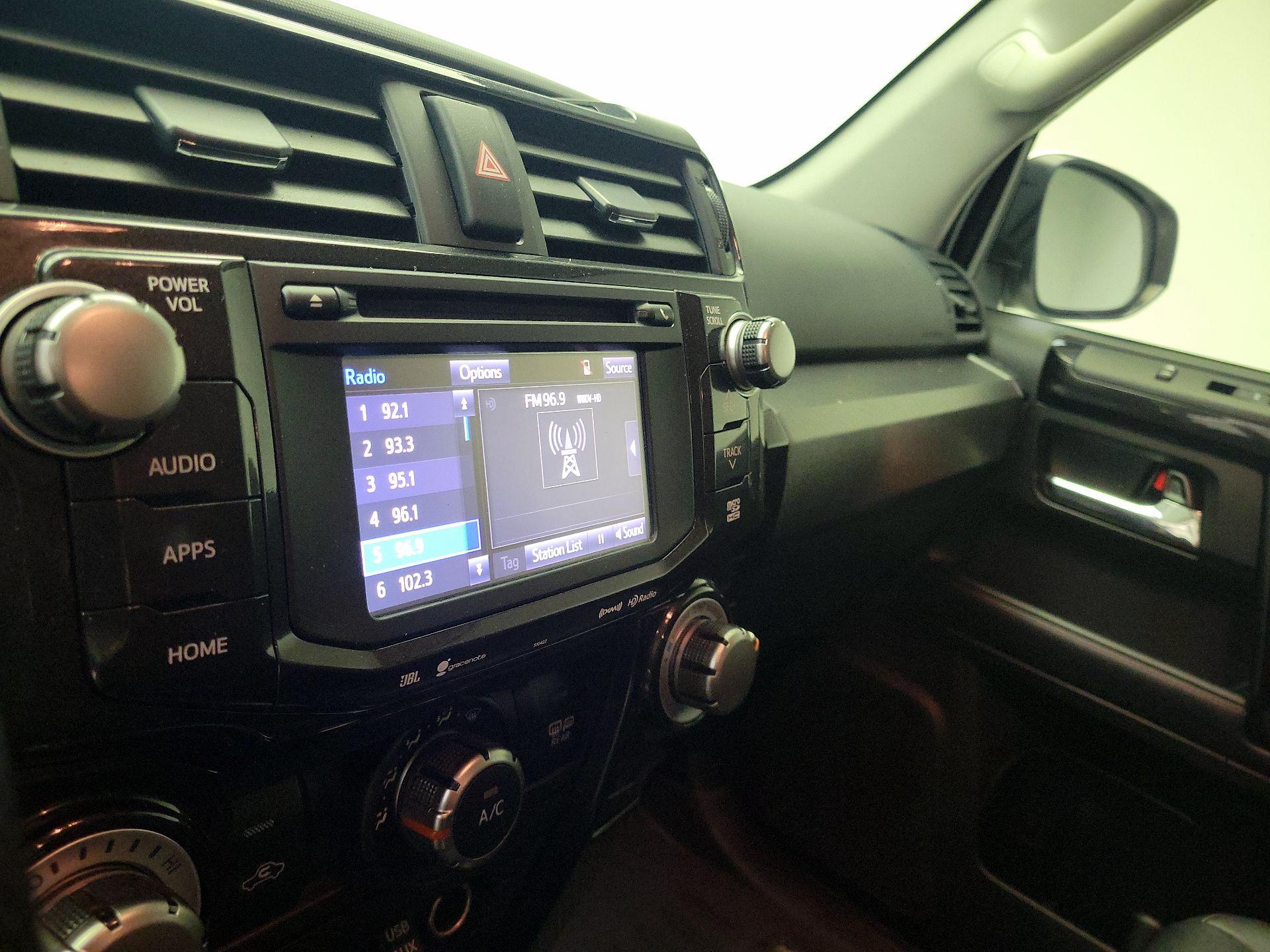 Thumbnail: 2019 Toyota 4Runner - 16