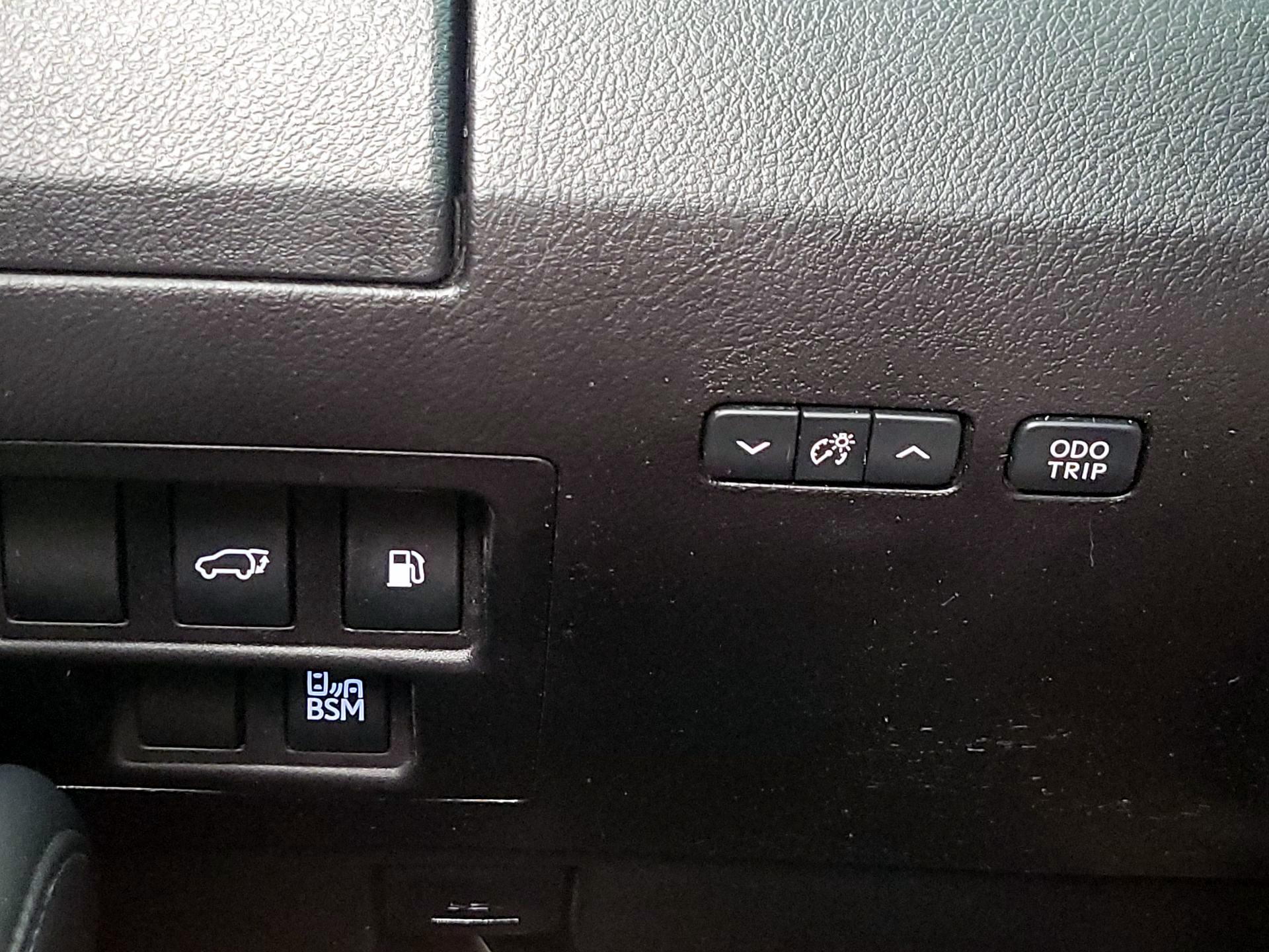 Thumbnail: 2015 Lexus RX - 13