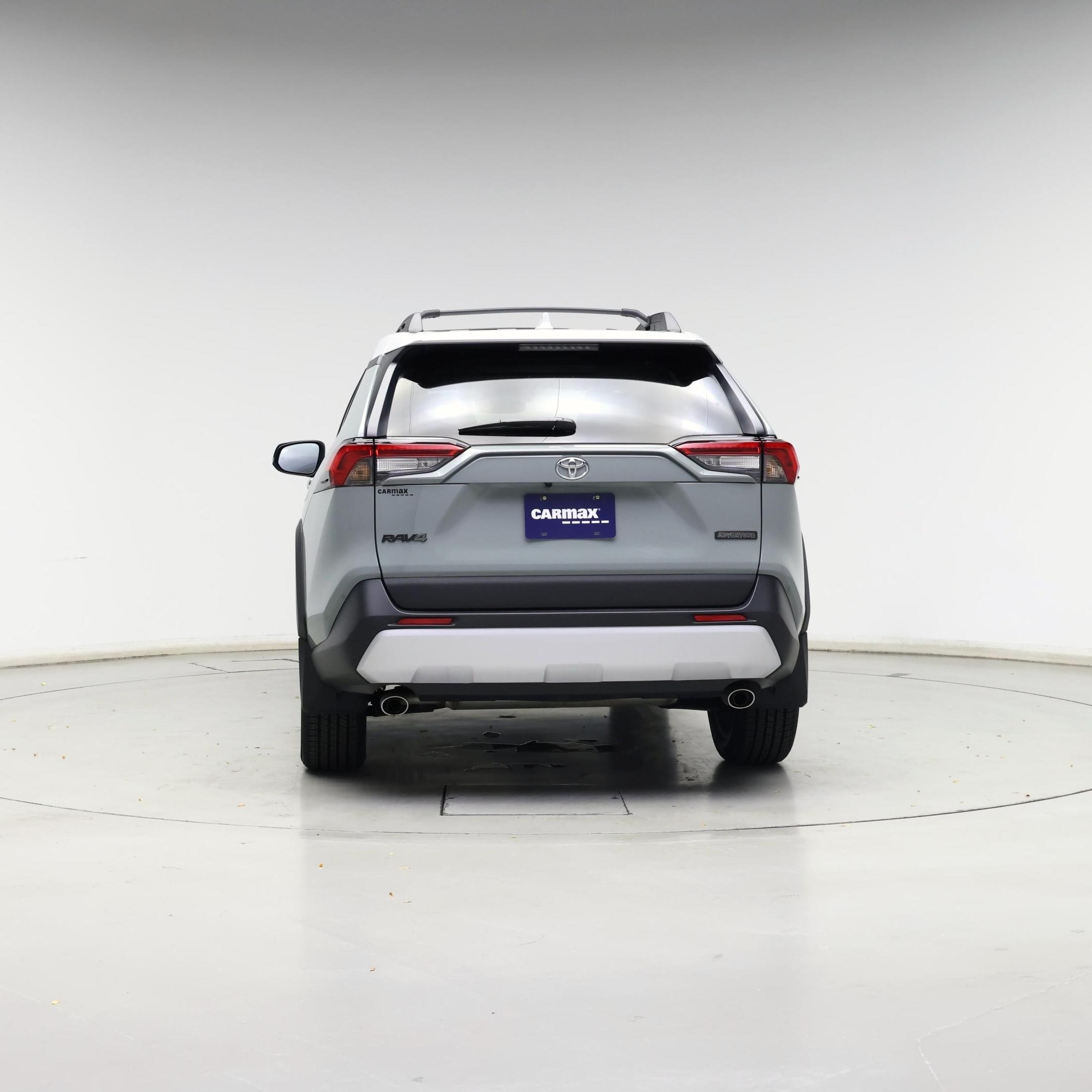 Thumbnail: 2022 Toyota RAV4 - 6