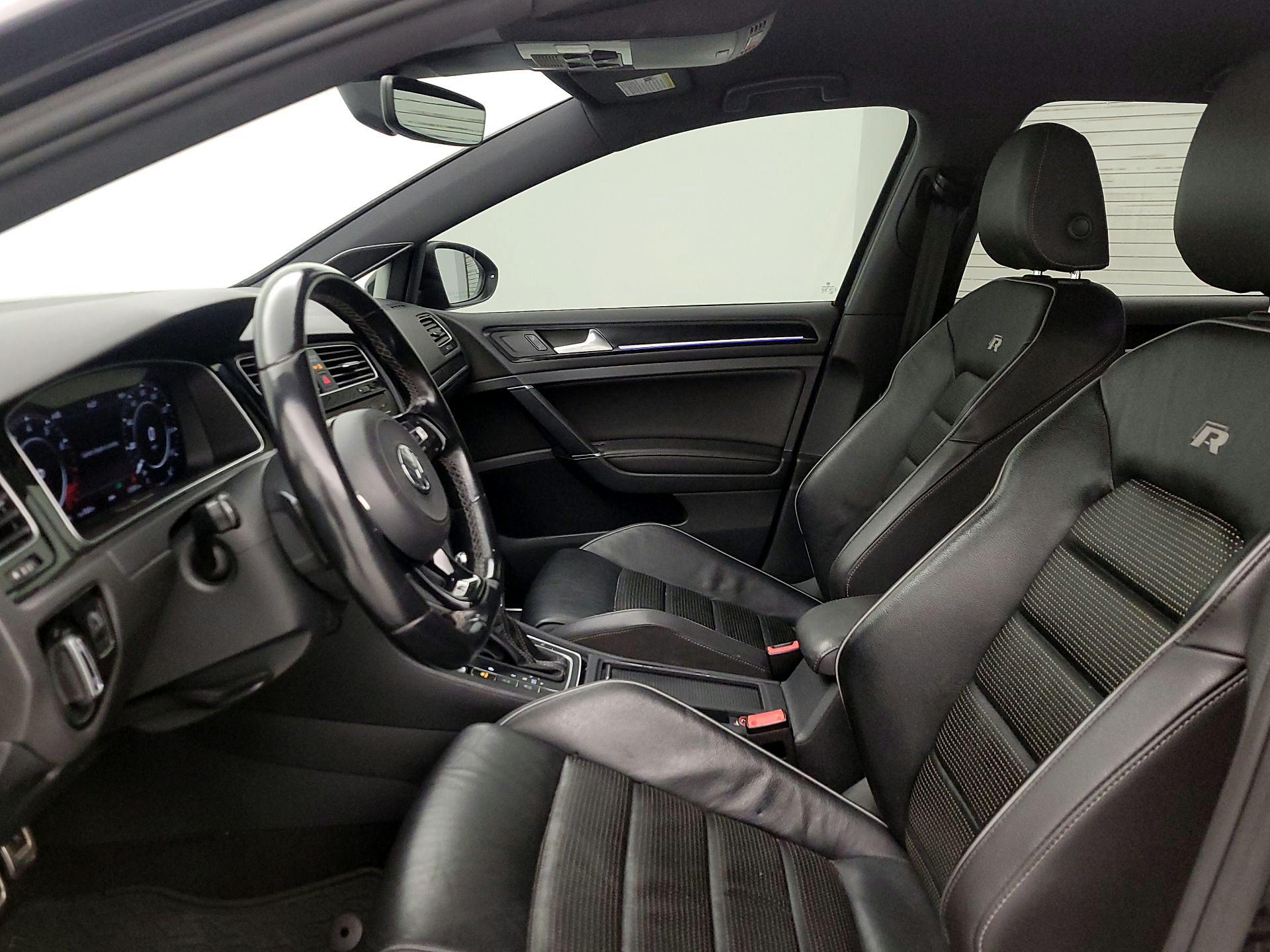 Thumbnail: 2019 Volkswagen Golf - 11