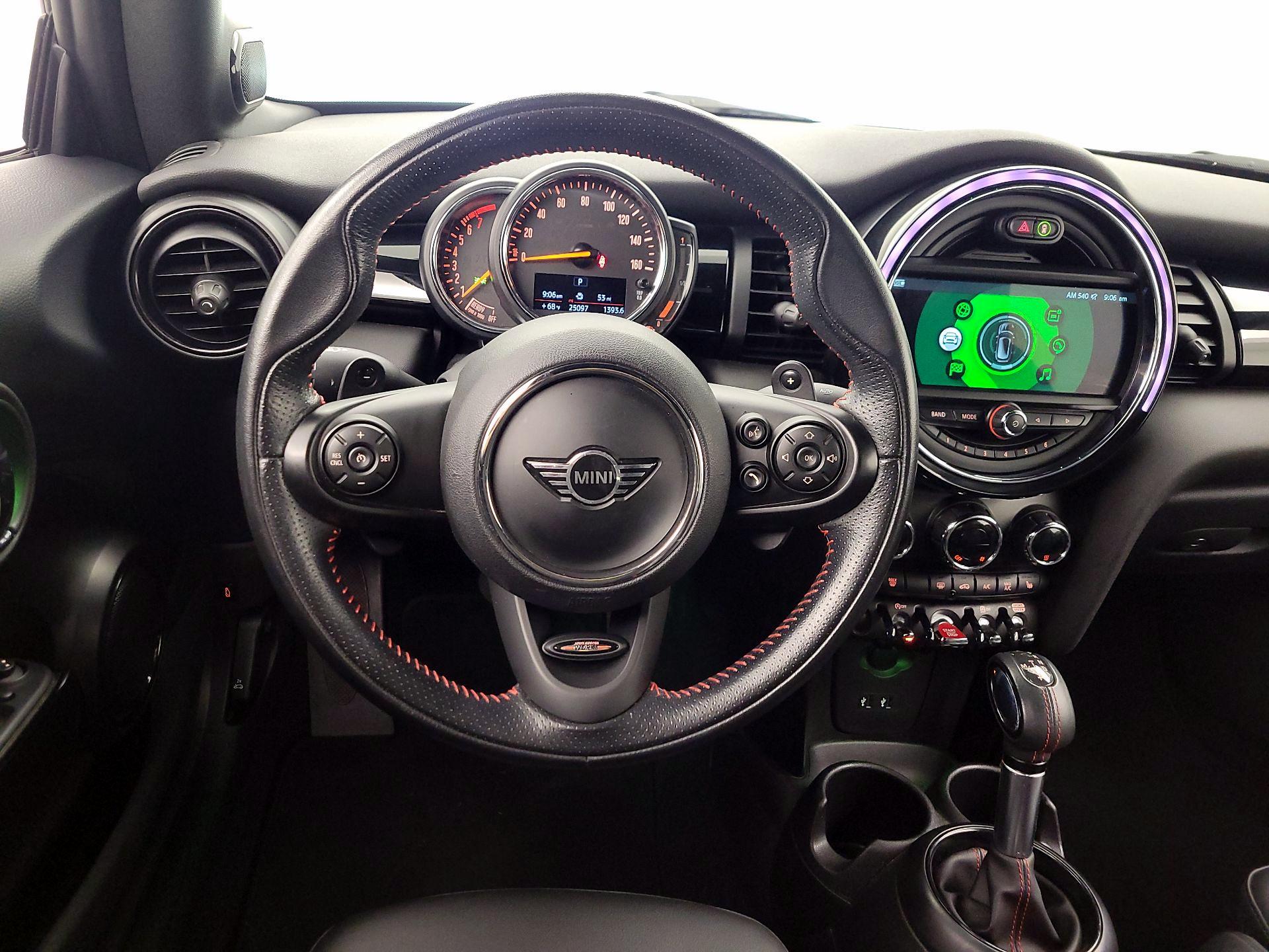 Thumbnail: 2019 MINI Cooper - 10