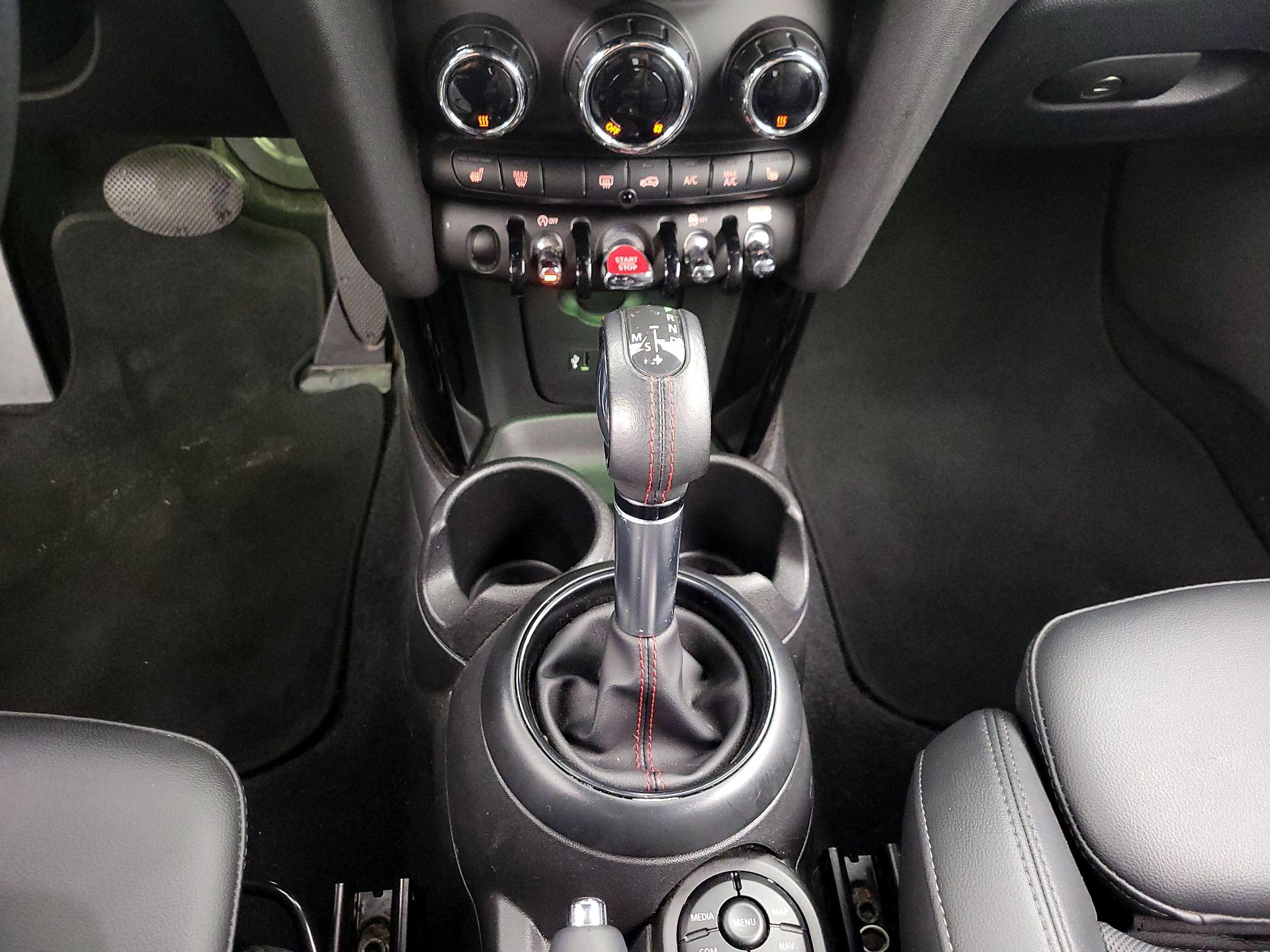 Thumbnail: 2019 MINI Cooper - 18