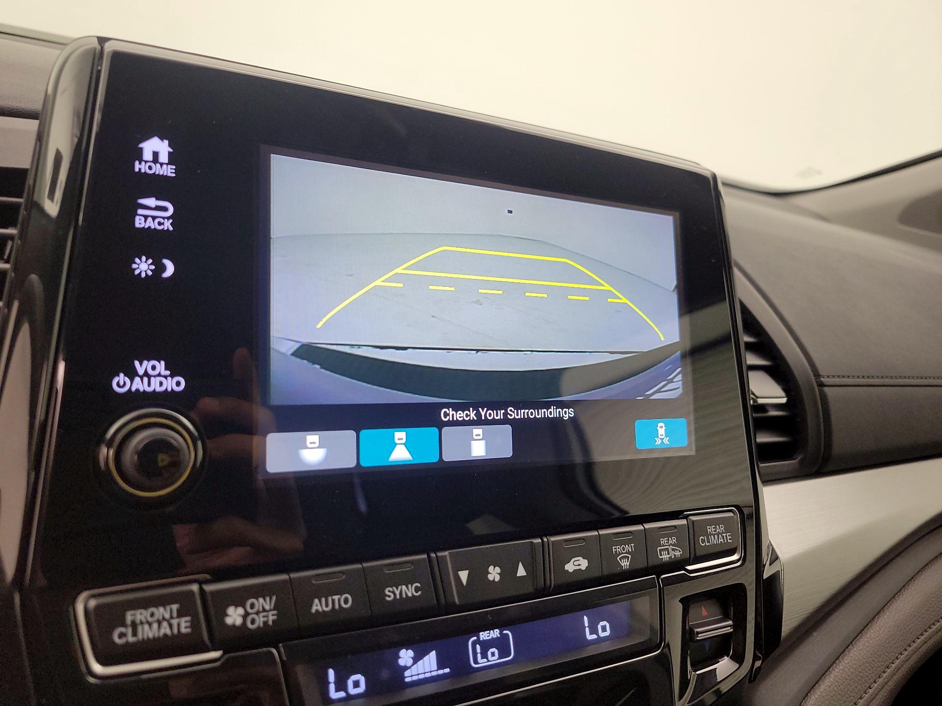 Thumbnail: 2019 Honda Odyssey - 14