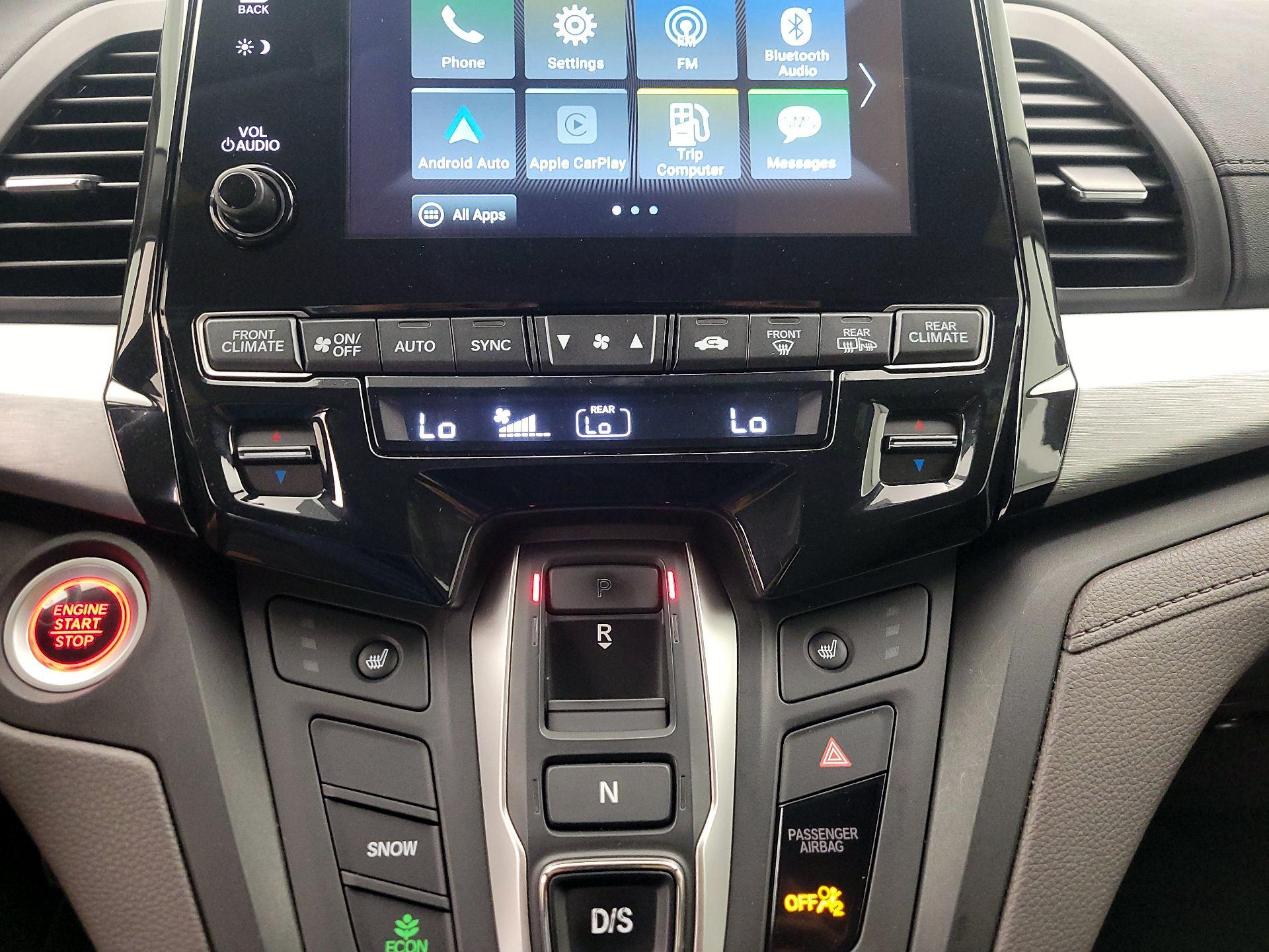 Thumbnail: 2019 Honda Odyssey - 16