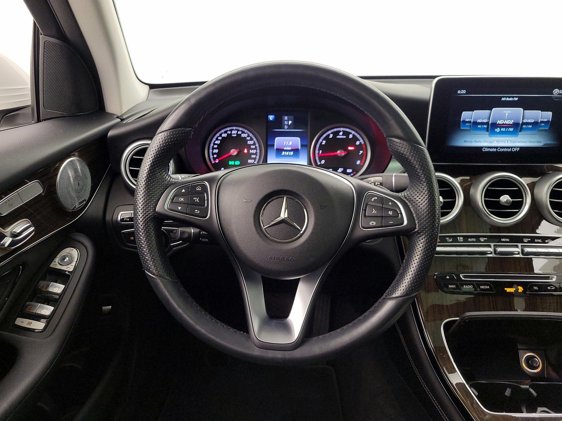 Thumbnail: 2016 Mercedes-Benz GLC - 10