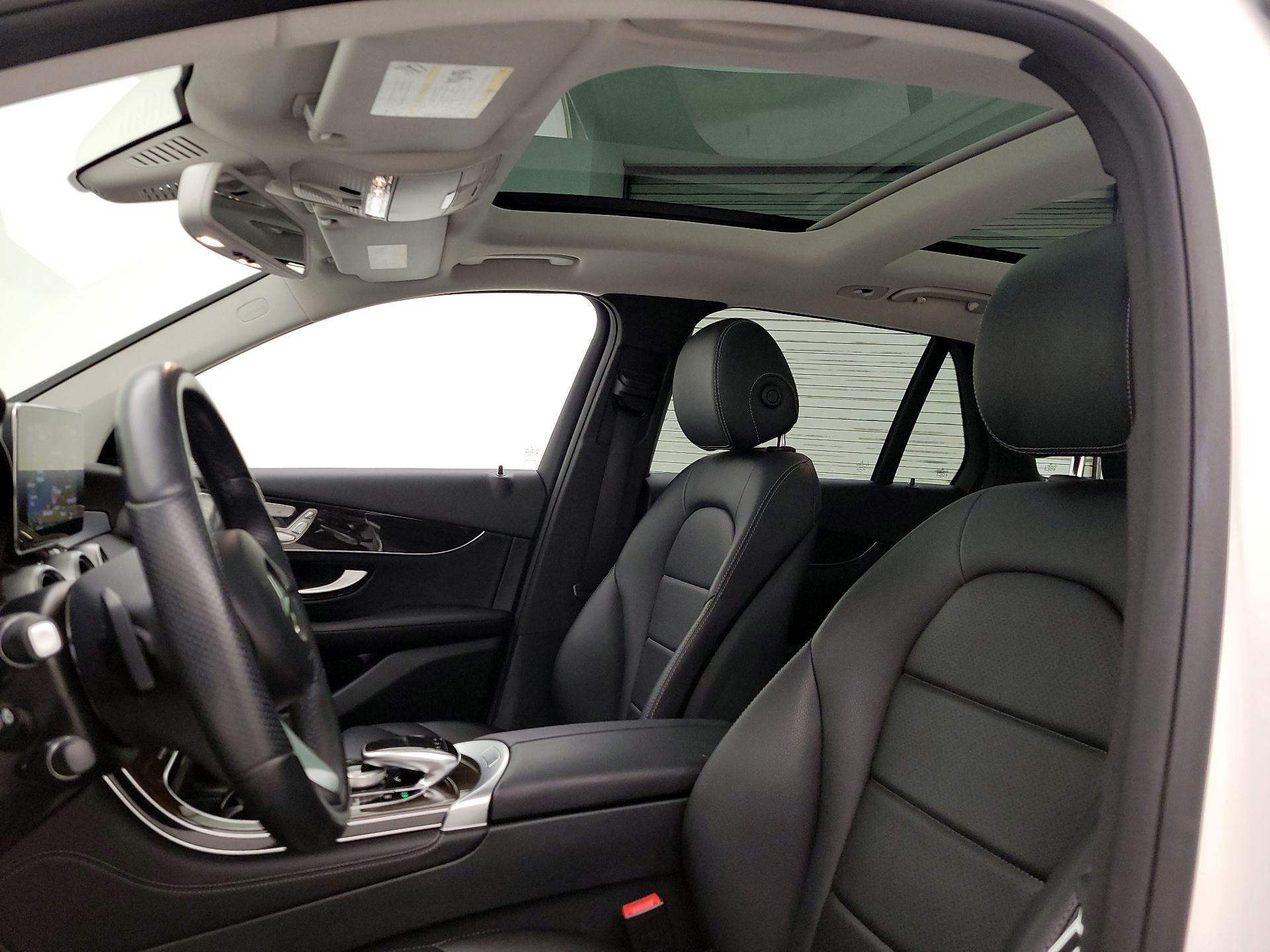 Thumbnail: 2016 Mercedes-Benz GLC - 20
