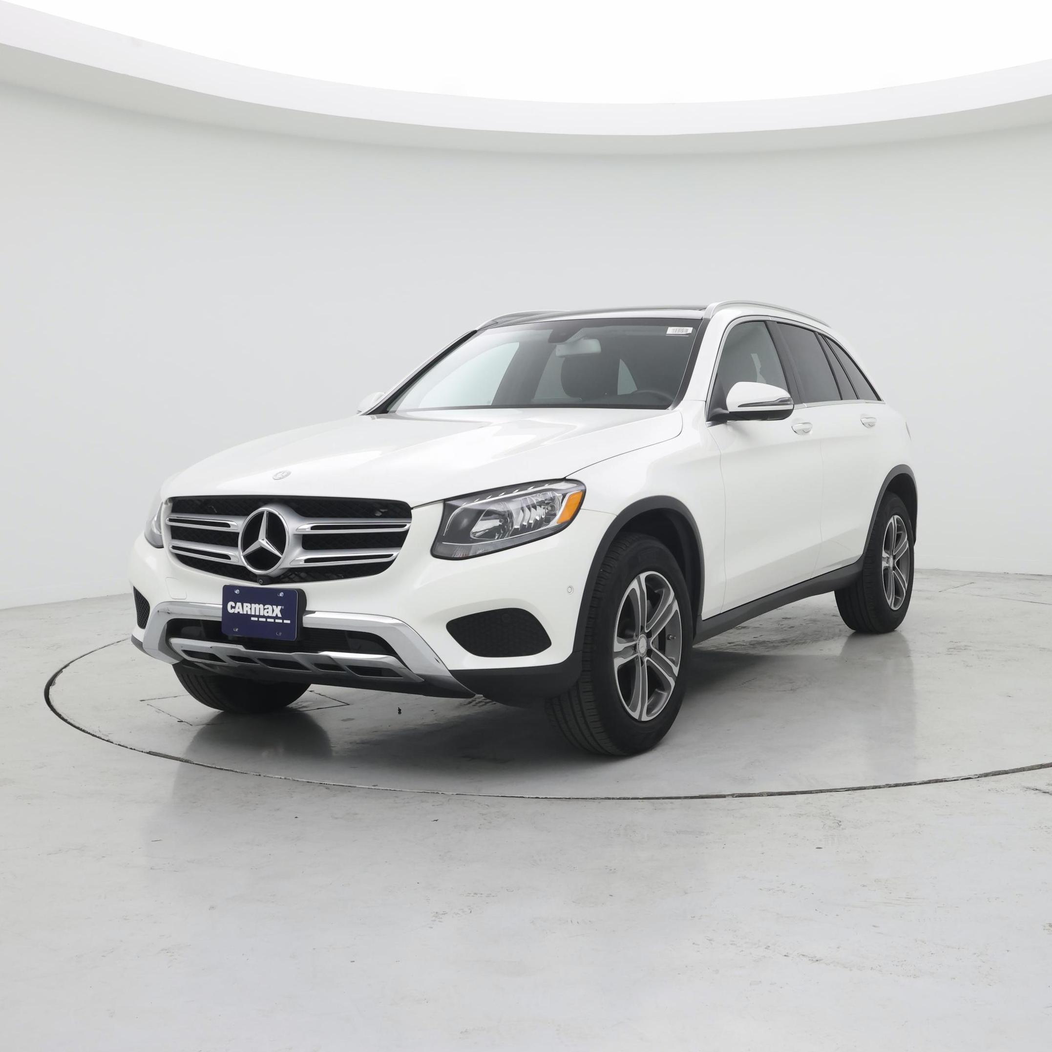 Thumbnail: 2016 Mercedes-Benz GLC - 4