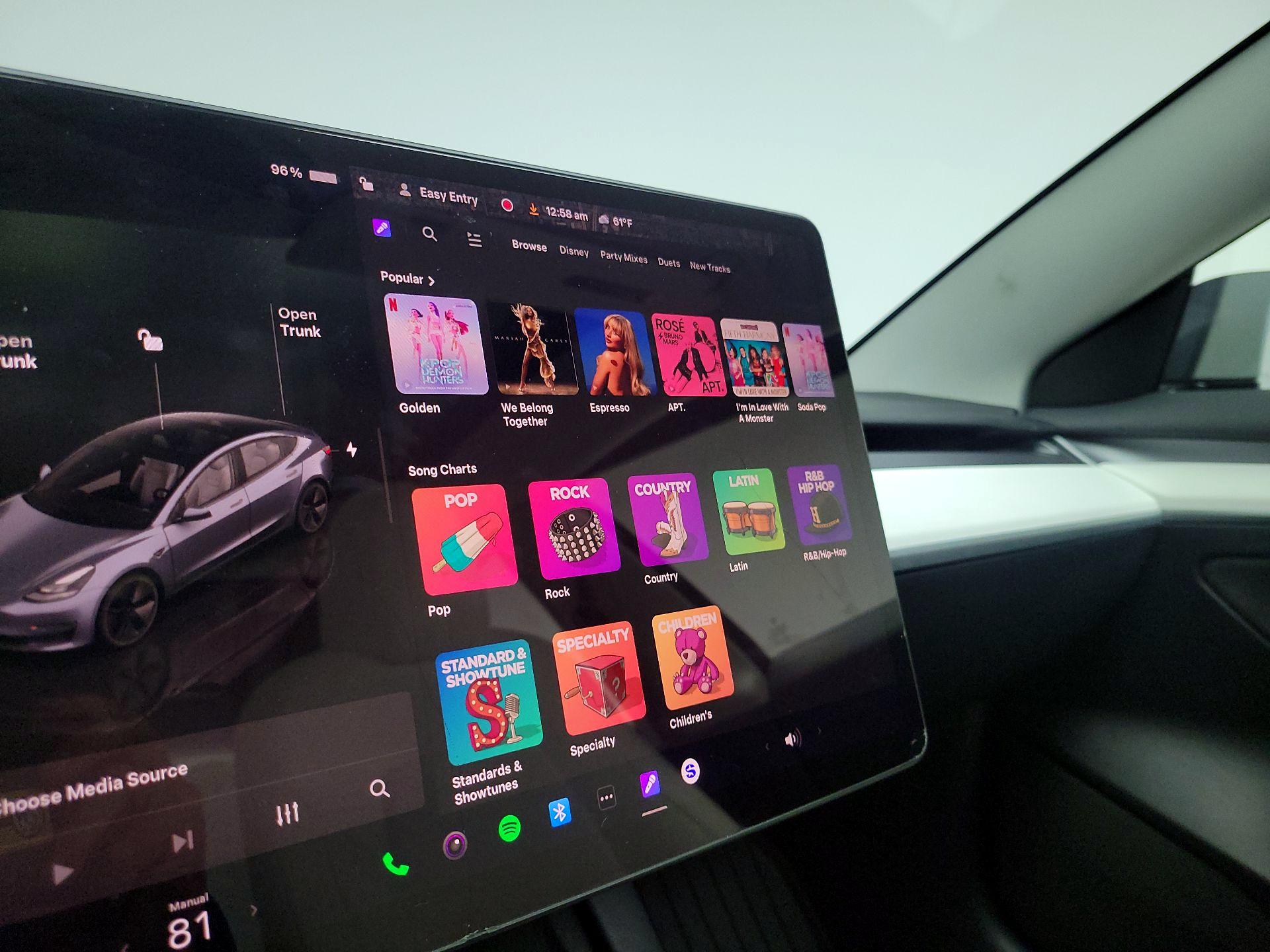 Thumbnail: 2023 Tesla Model 3 - 15