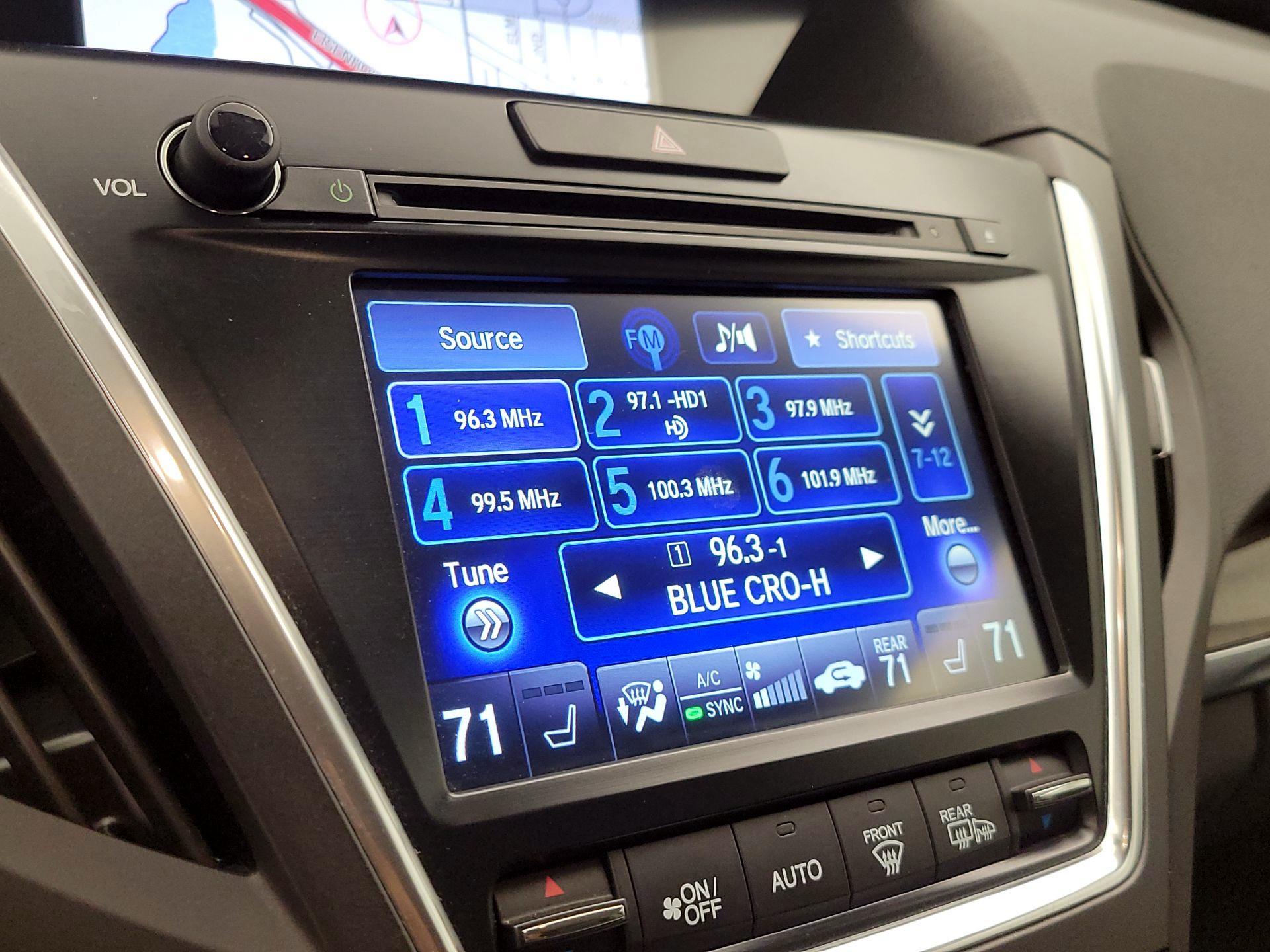 Thumbnail: 2017 Acura MDX - 16