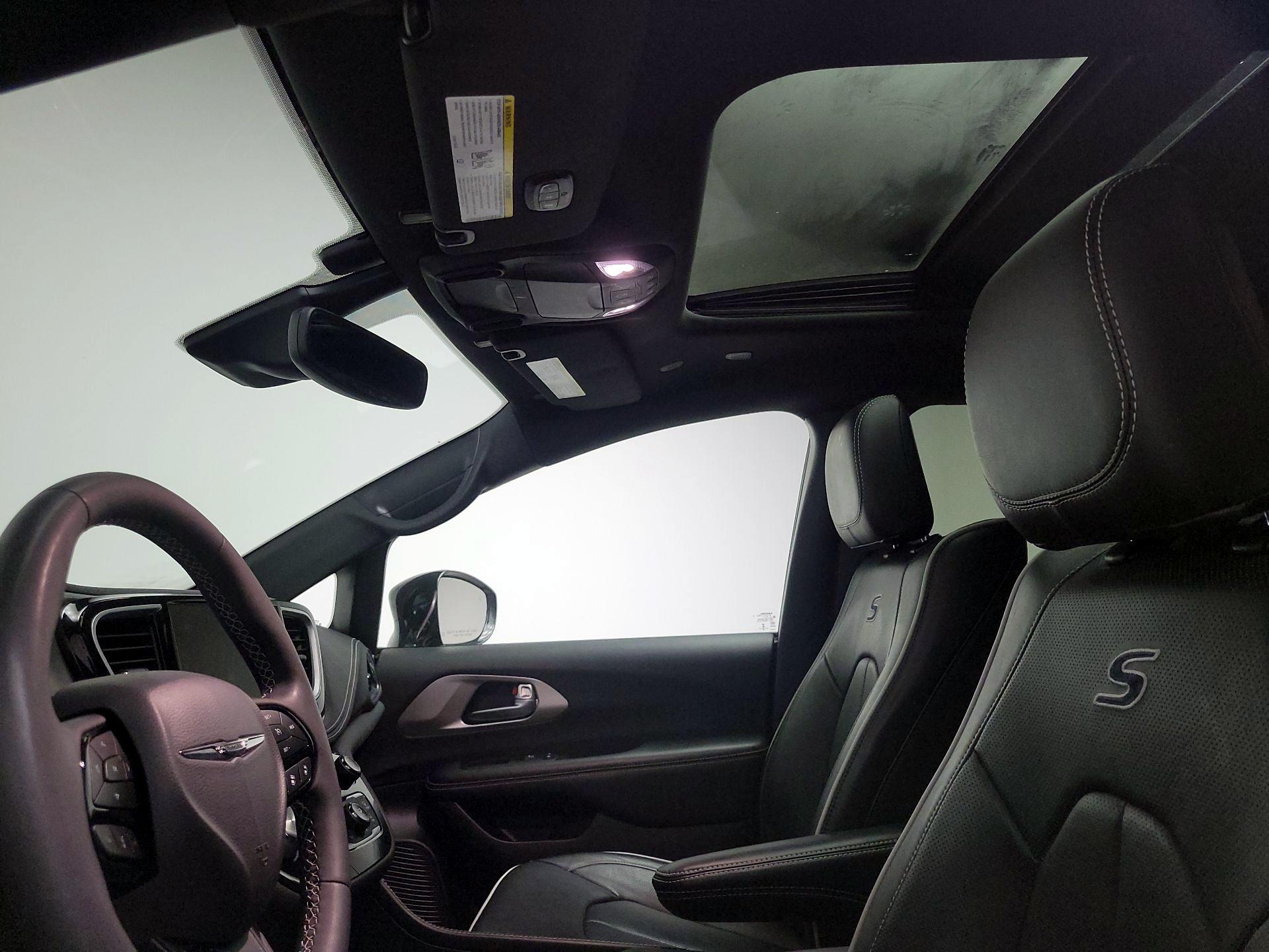 Thumbnail: 2022 Chrysler Pacifica - 20