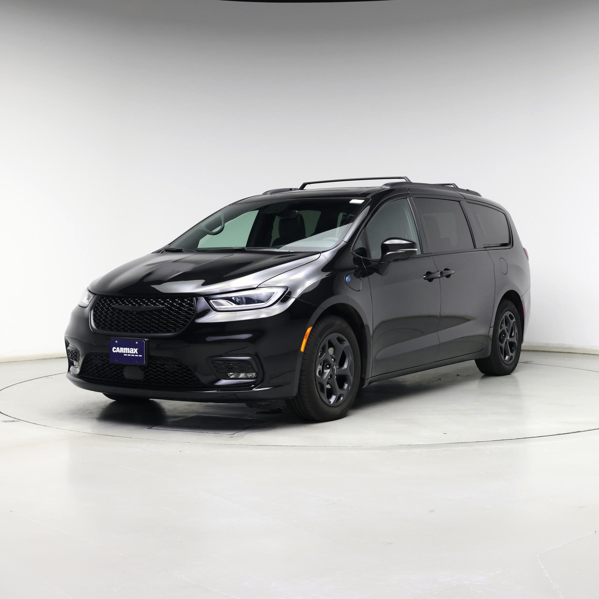 Thumbnail: 2022 Chrysler Pacifica - 4