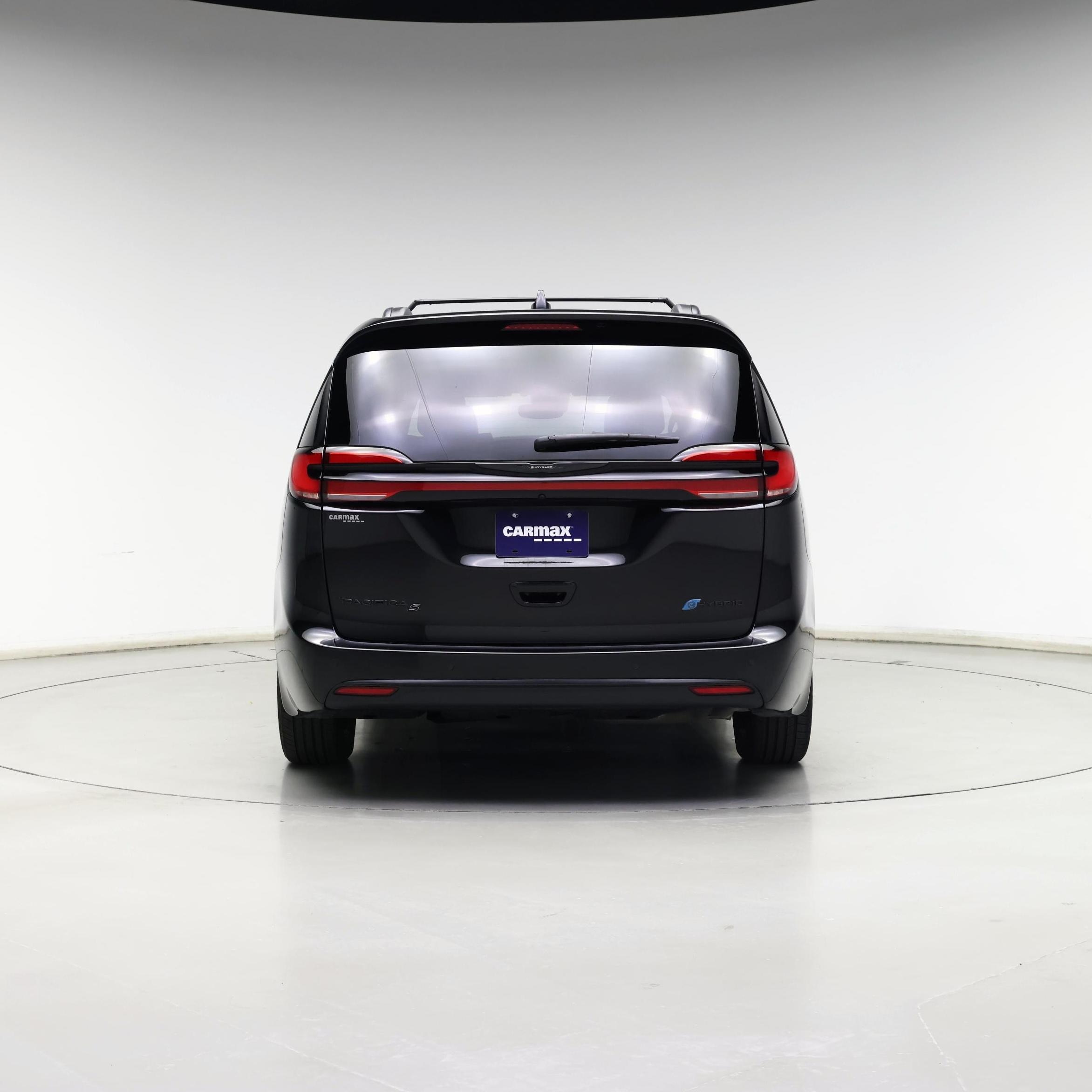 Thumbnail: 2022 Chrysler Pacifica - 6
