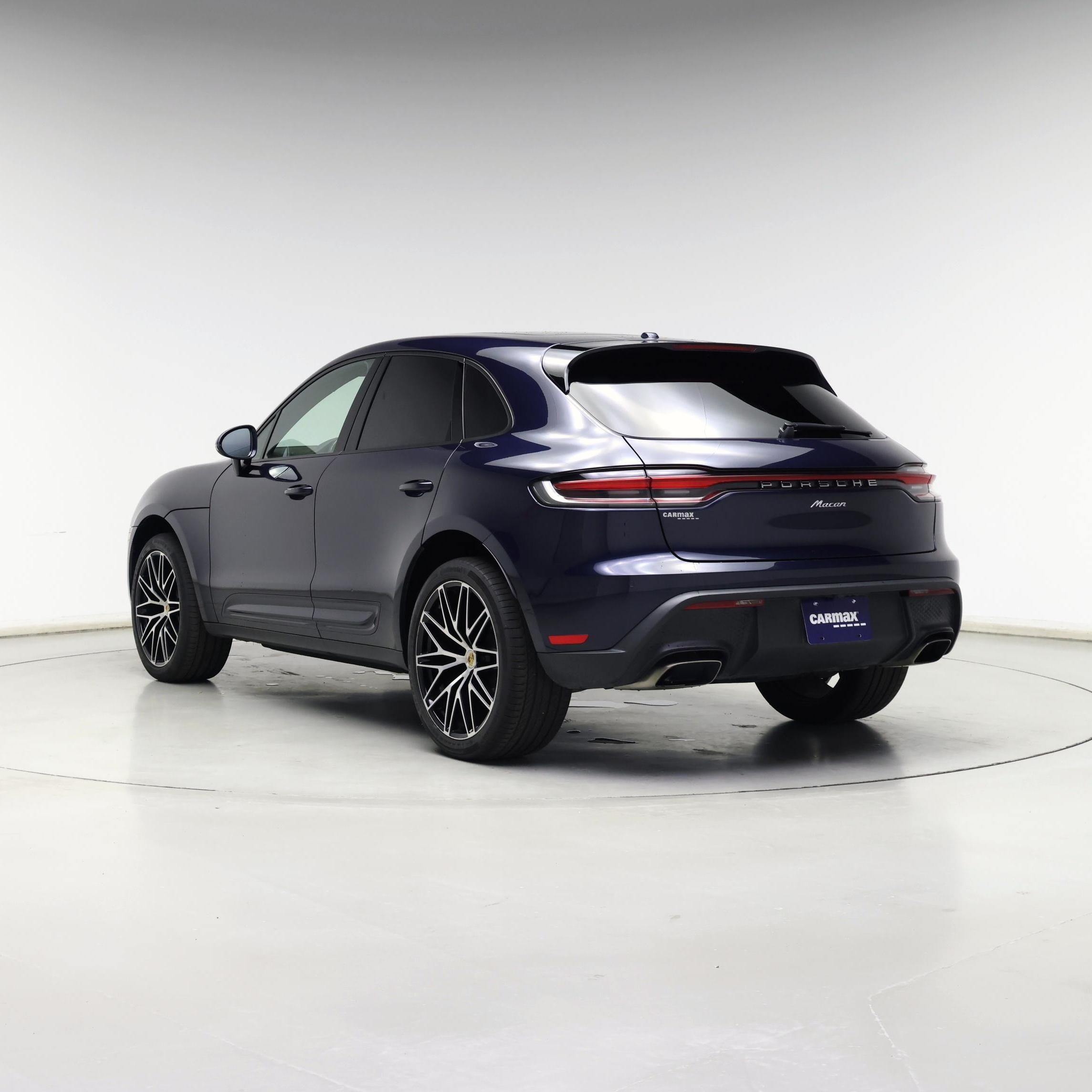 Thumbnail: 2022 Porsche Macan - 2