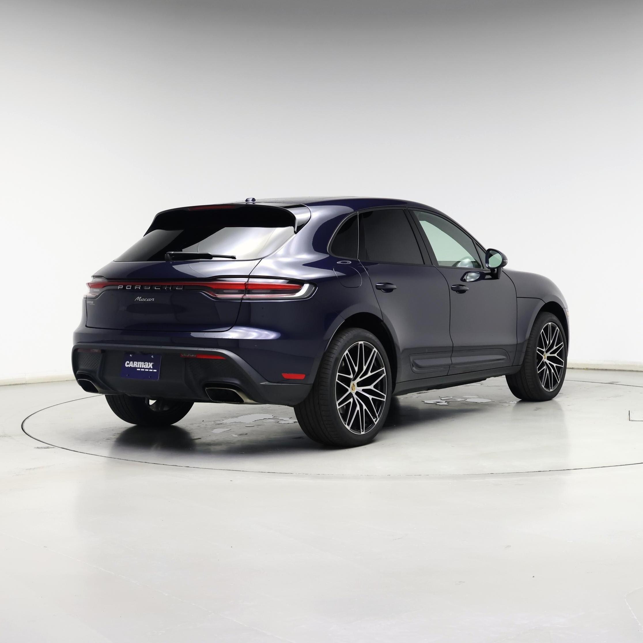 Thumbnail: 2022 Porsche Macan - 8