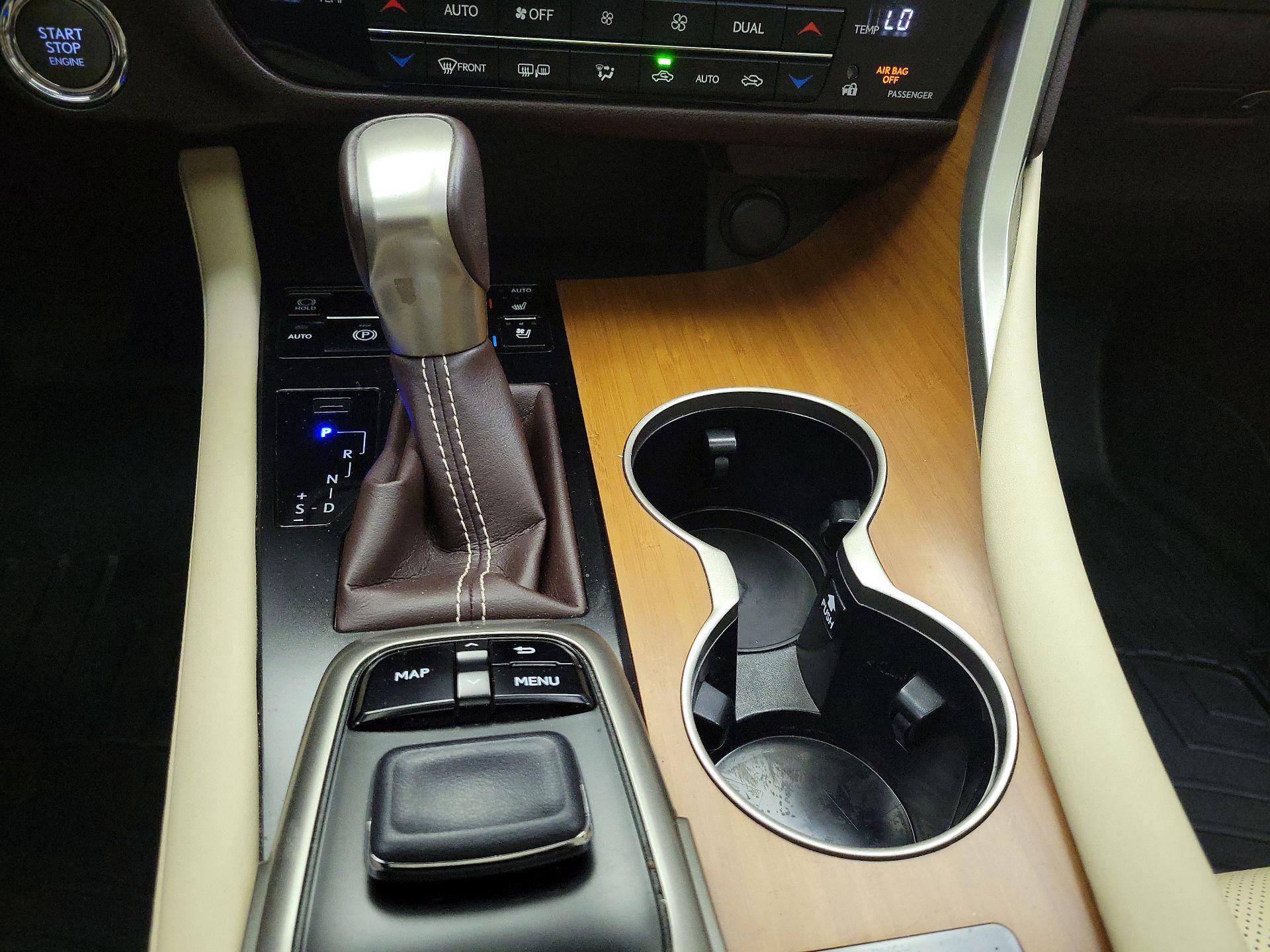 Thumbnail: 2018 Lexus RX - 18