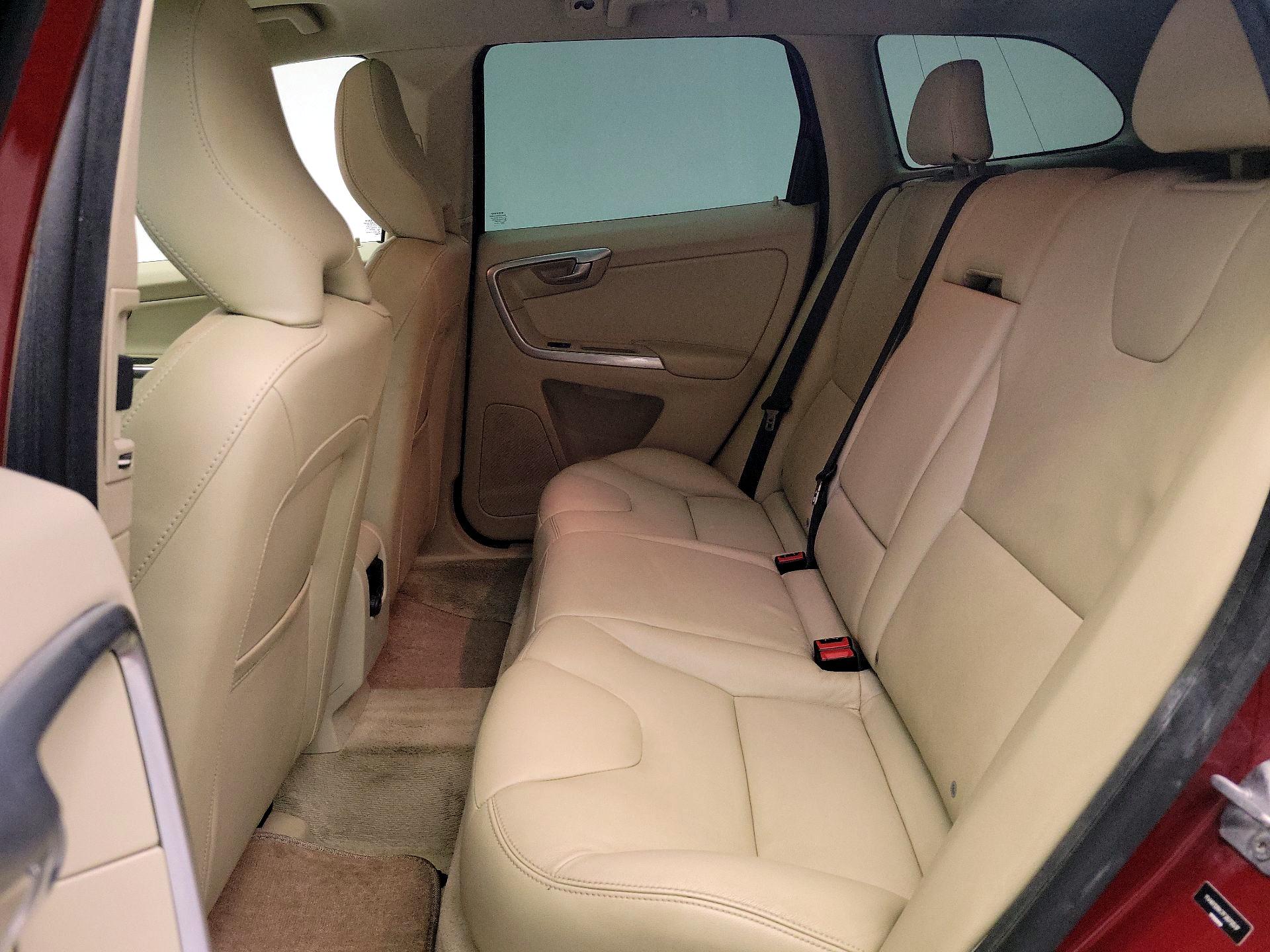 Thumbnail: 2015 Volvo XC60 - 19