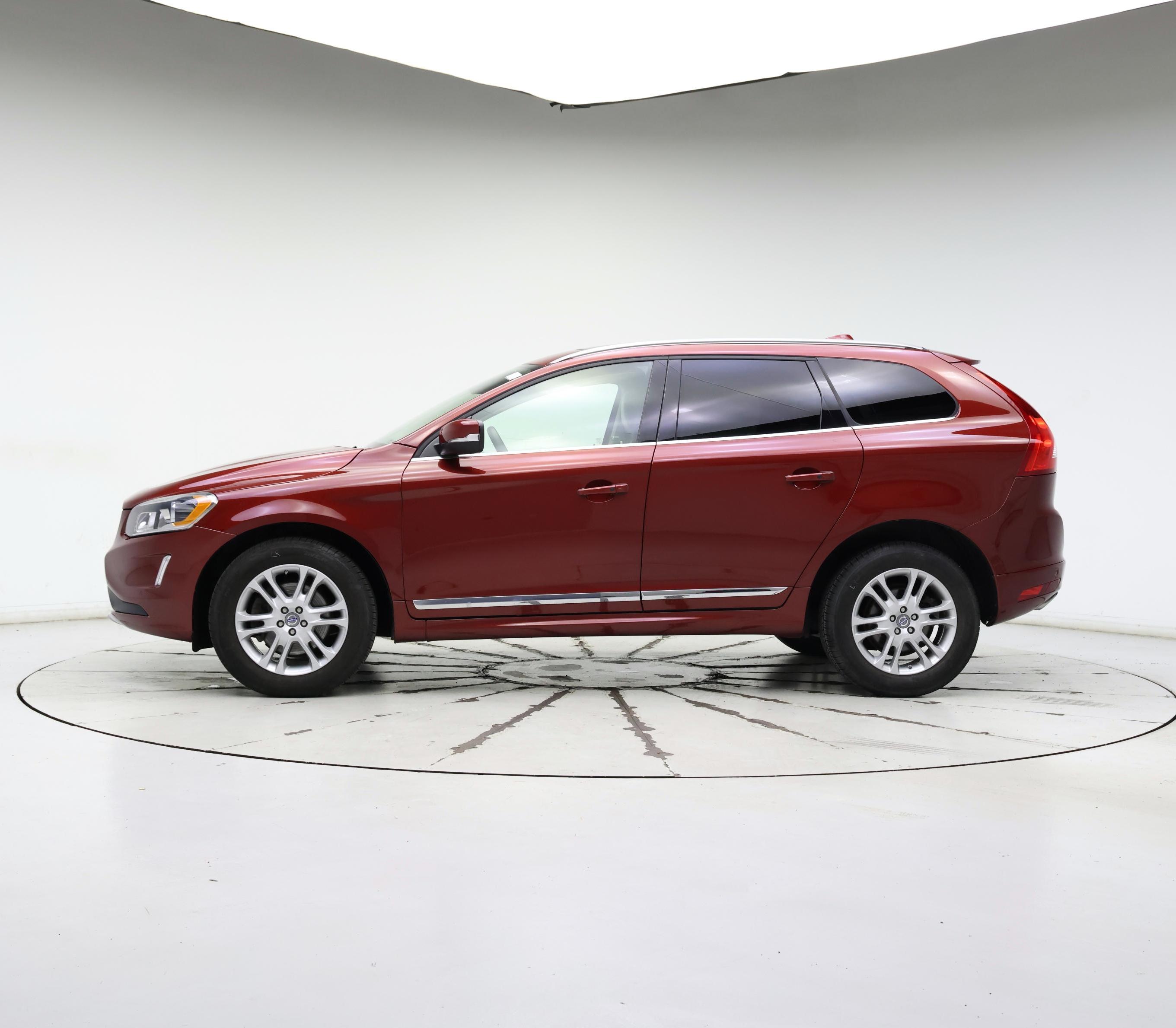 Thumbnail: 2015 Volvo XC60 - 3
