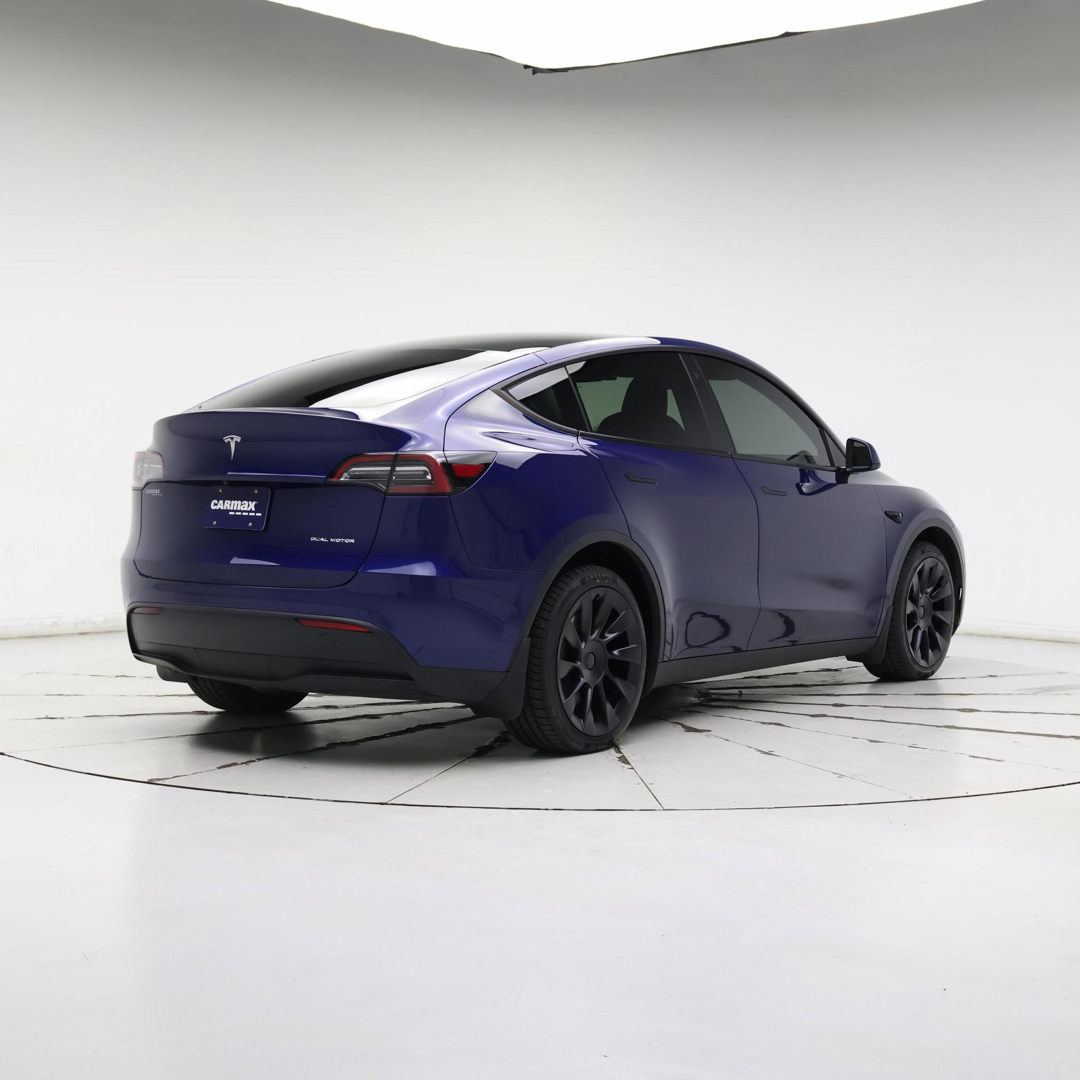 Thumbnail: 2022 Tesla Model Y - 8