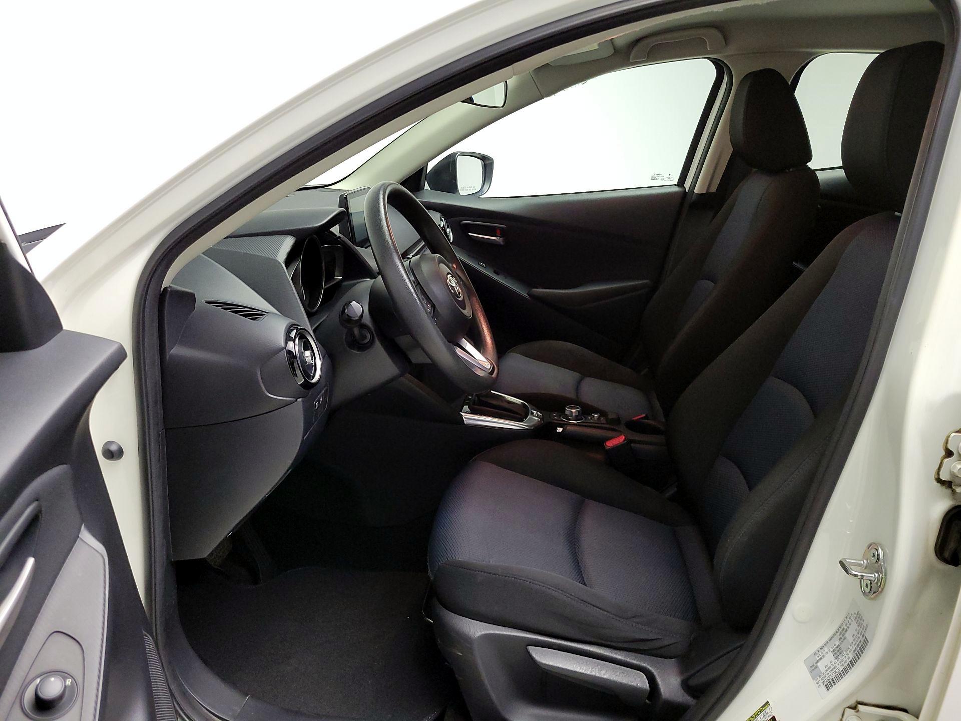 Thumbnail: 2020 Toyota Yaris - 11