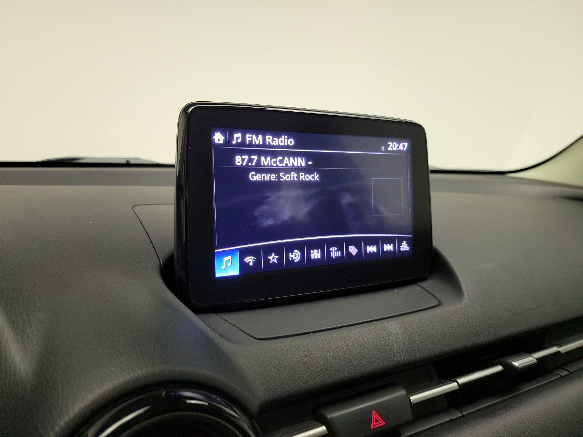 Thumbnail: 2020 Toyota Yaris - 15