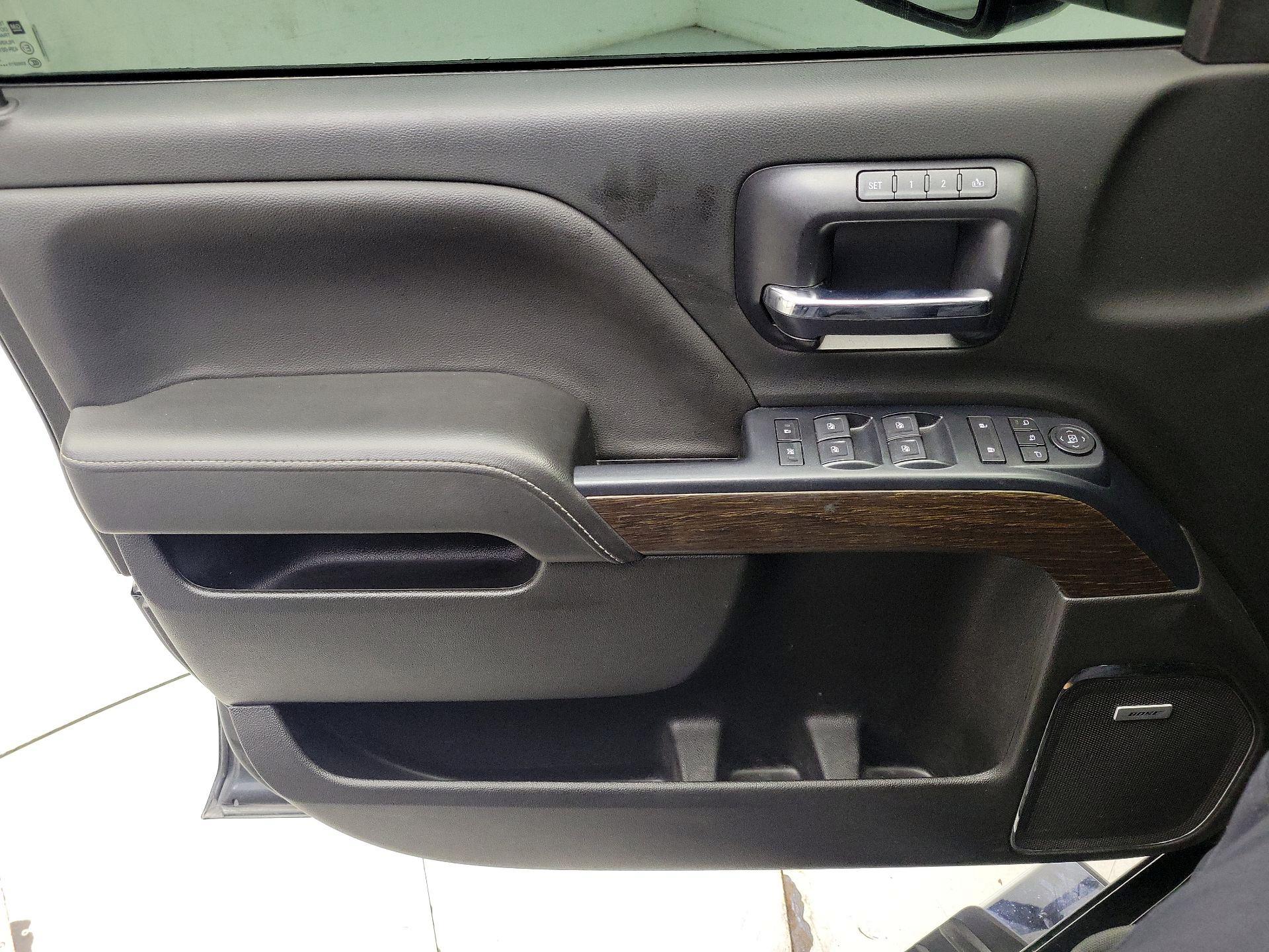 Thumbnail: 2019 GMC Sierra 2500 - 12