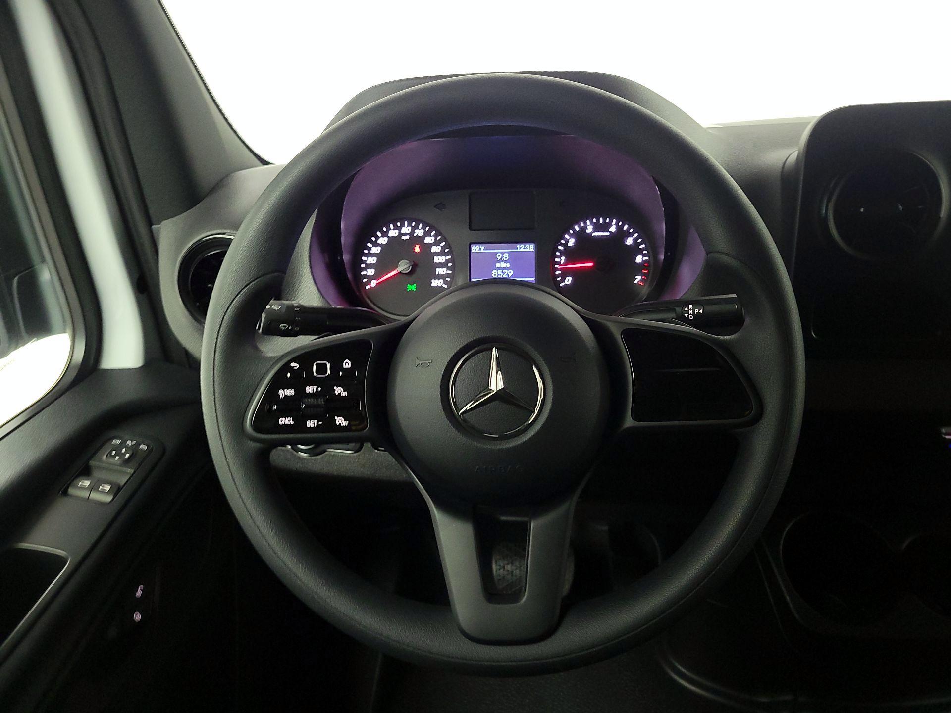 Thumbnail: 2023 Mercedes-Benz Sprinter - 10