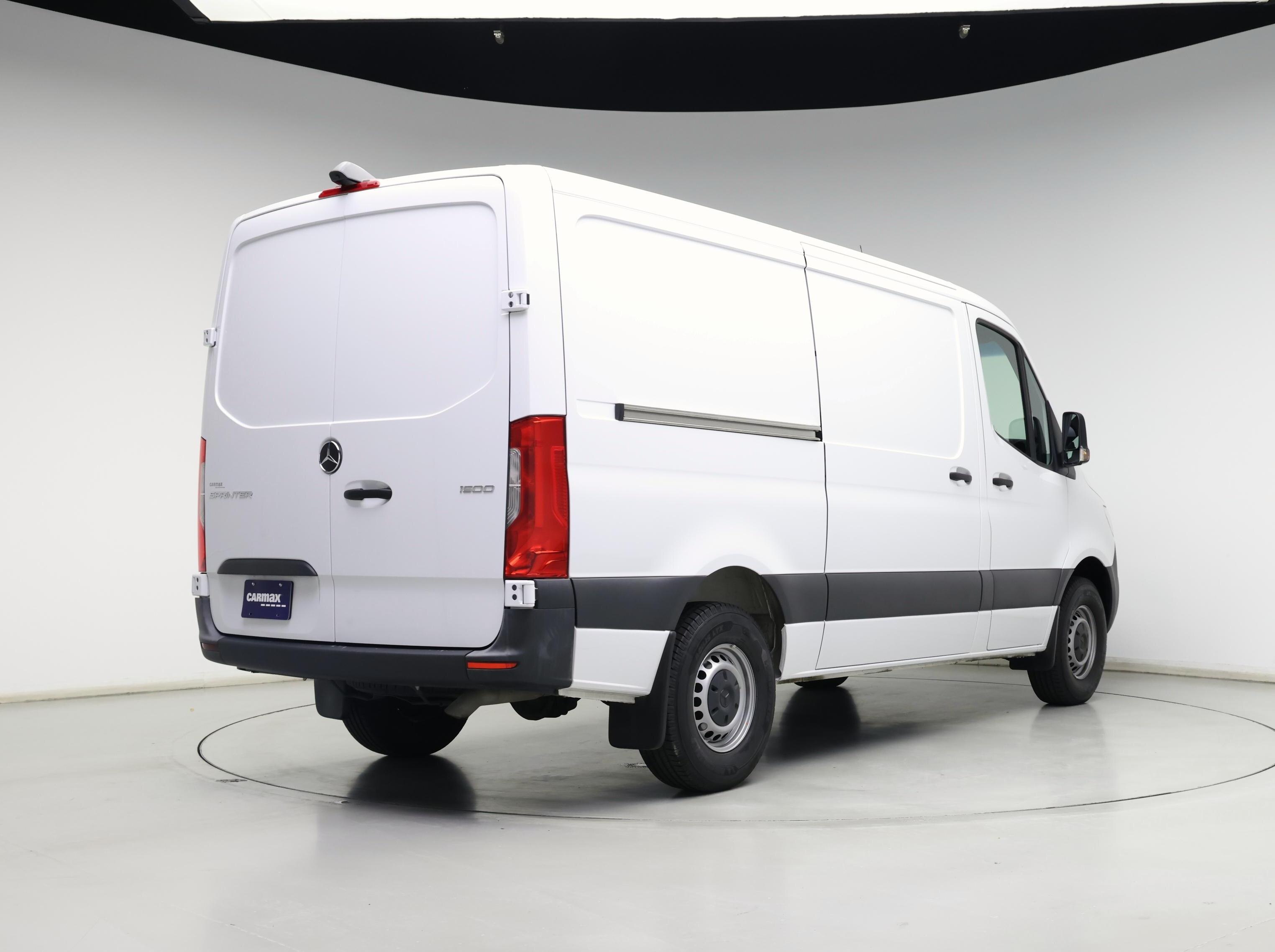 Thumbnail: 2023 Mercedes-Benz Sprinter - 8