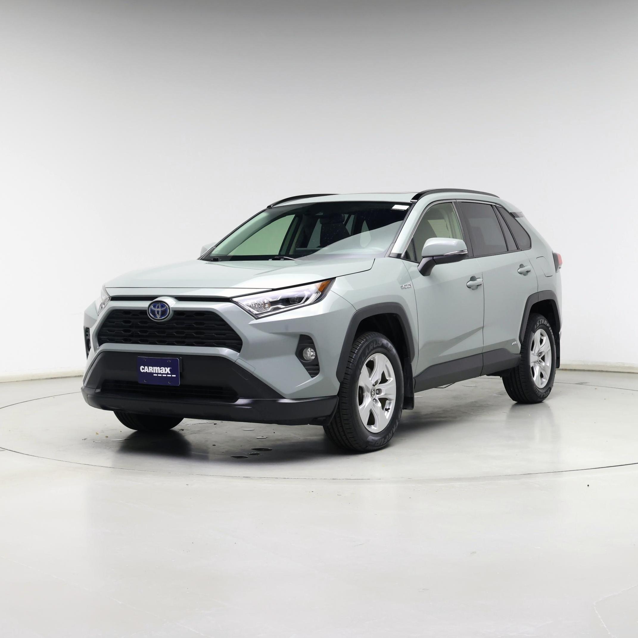 Thumbnail: 2021 Toyota RAV4 - 4