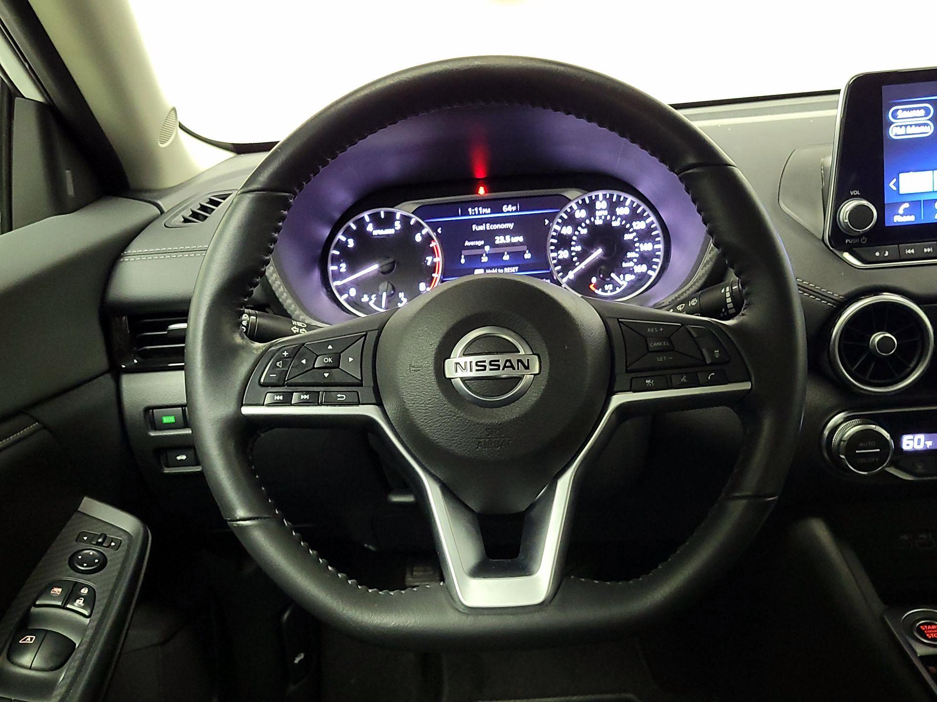 Thumbnail: 2021 Nissan Sentra - 10