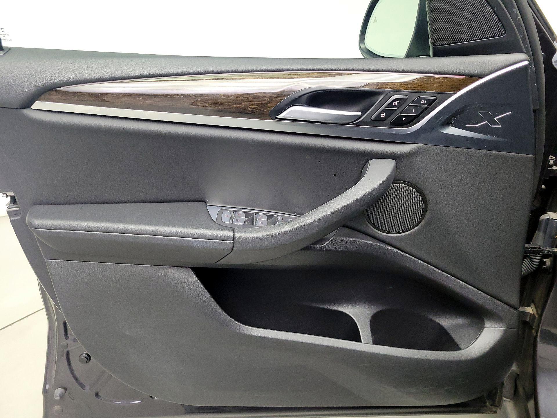 Thumbnail: 2022 BMW X3 - 12