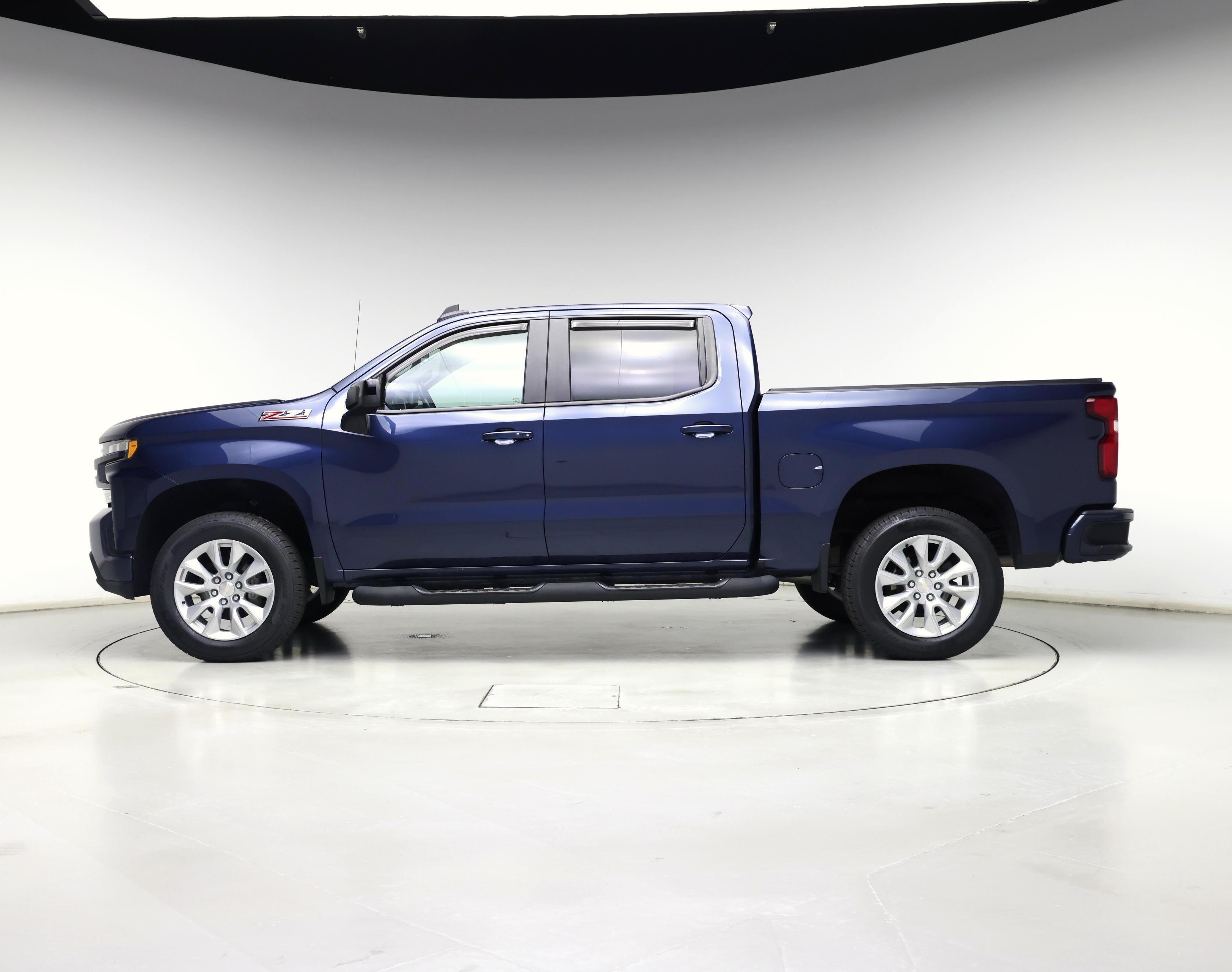 Thumbnail: 2021 Chevrolet Silverado 1500 - 3