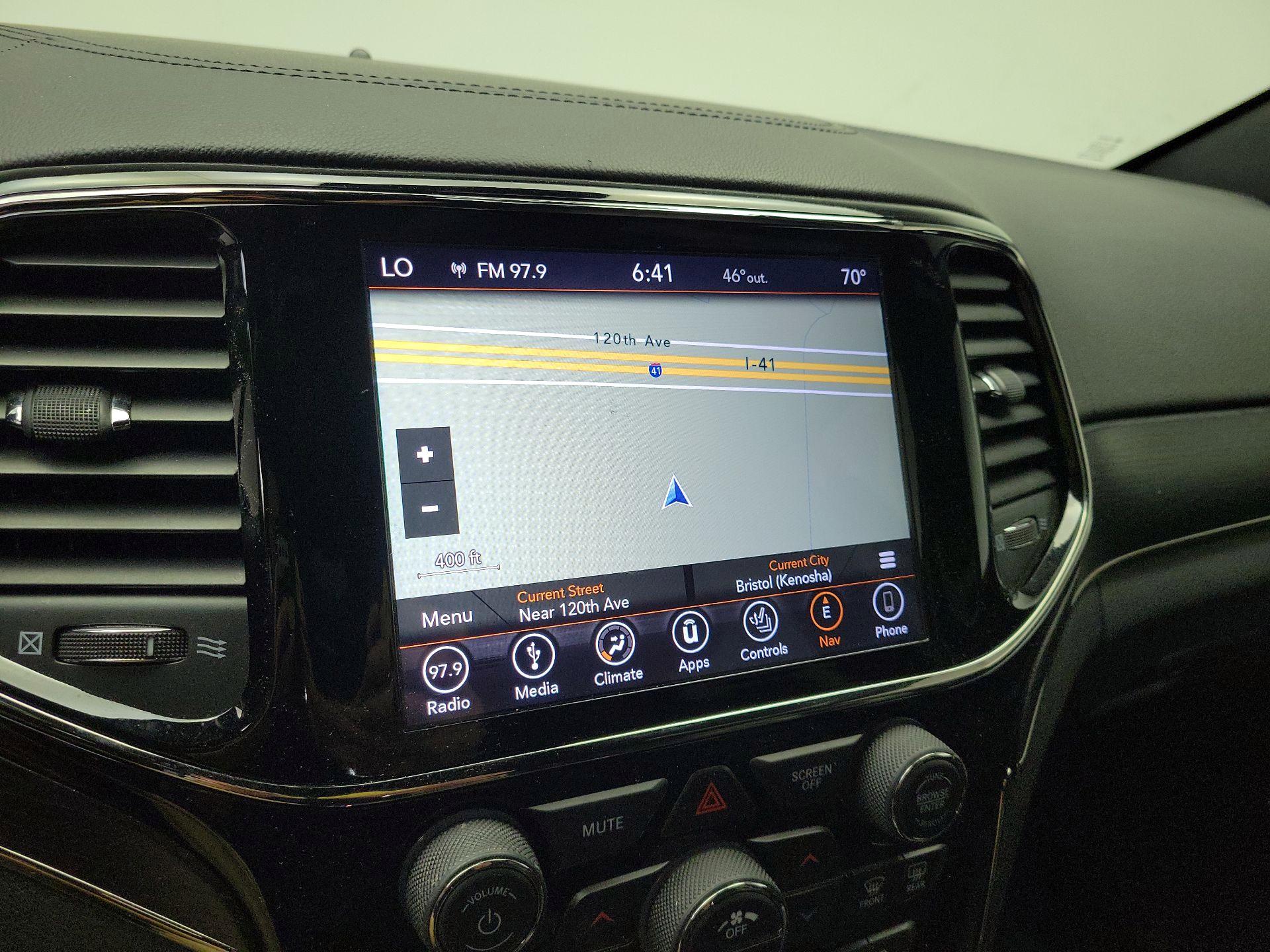 Thumbnail: 2019 Jeep Grand Cherokee - 14