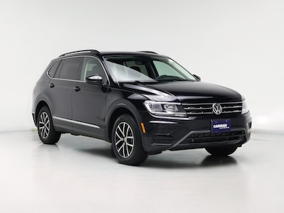 Black 2021 Volkswagen Tiguan SE