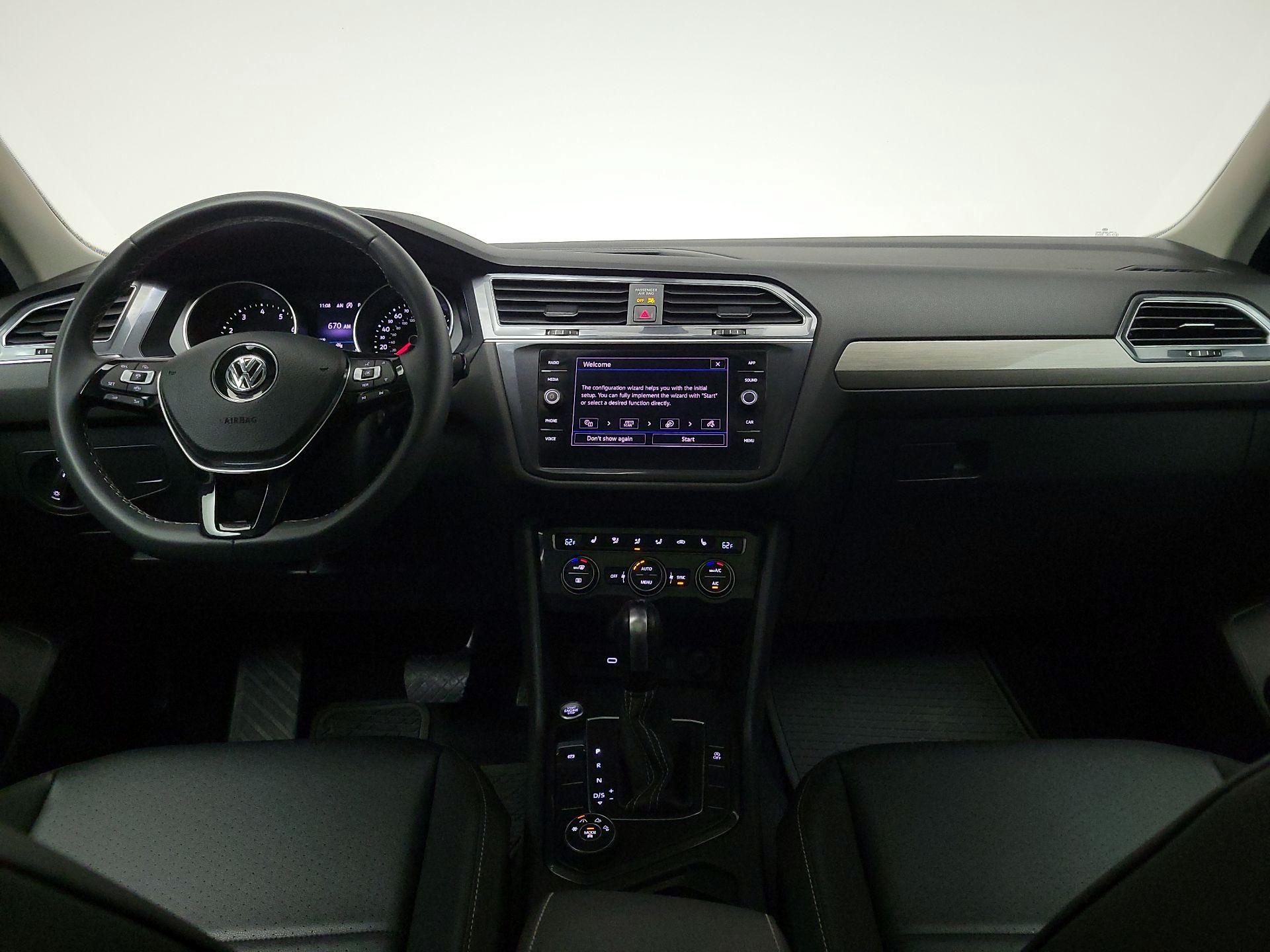Thumbnail: 2021 Volkswagen Tiguan - 9