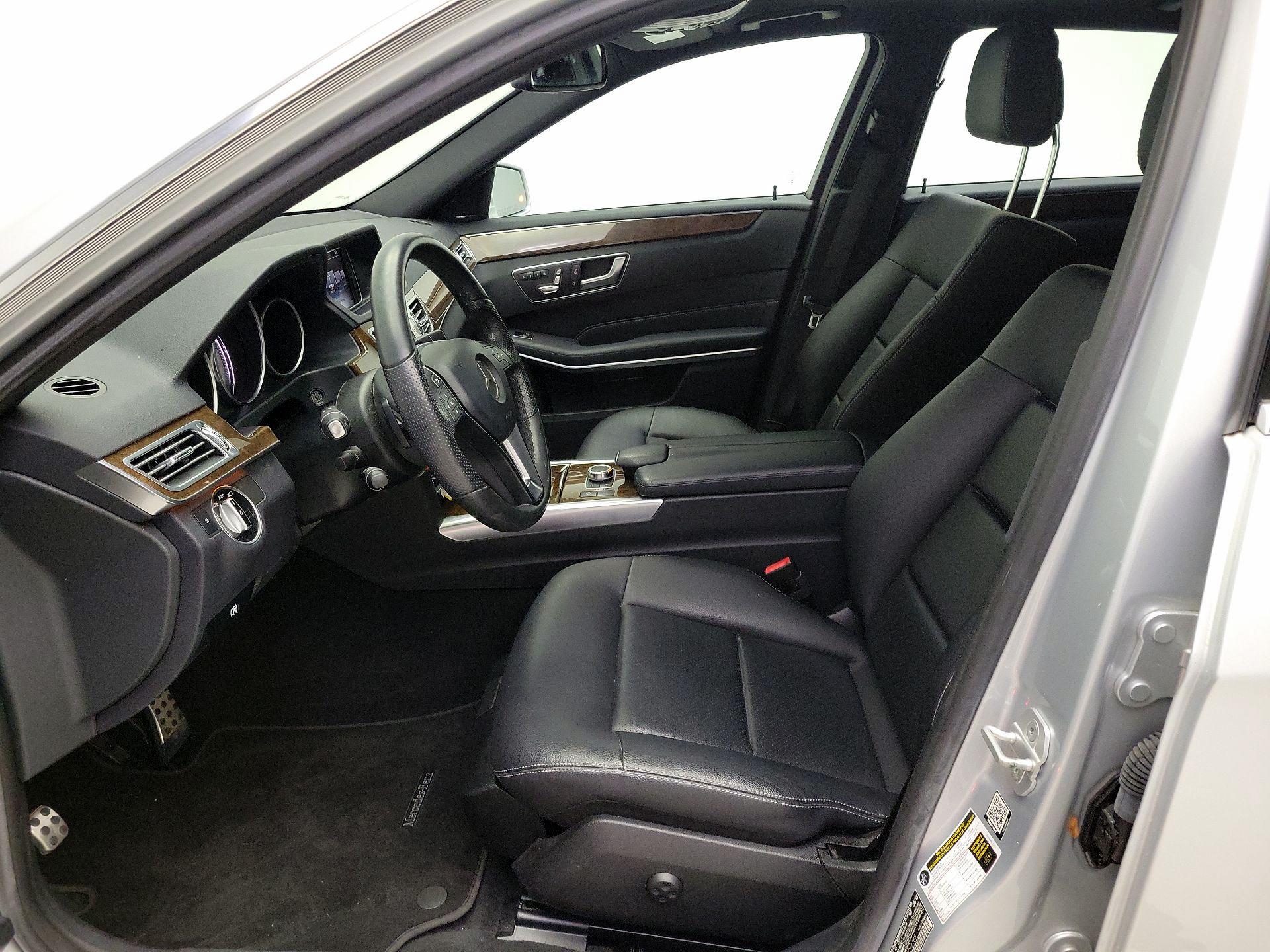 Thumbnail: 2016 Mercedes-Benz E-Class - 11