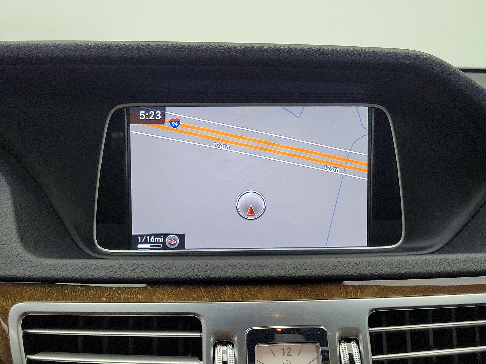 Thumbnail: 2016 Mercedes-Benz E-Class - 14