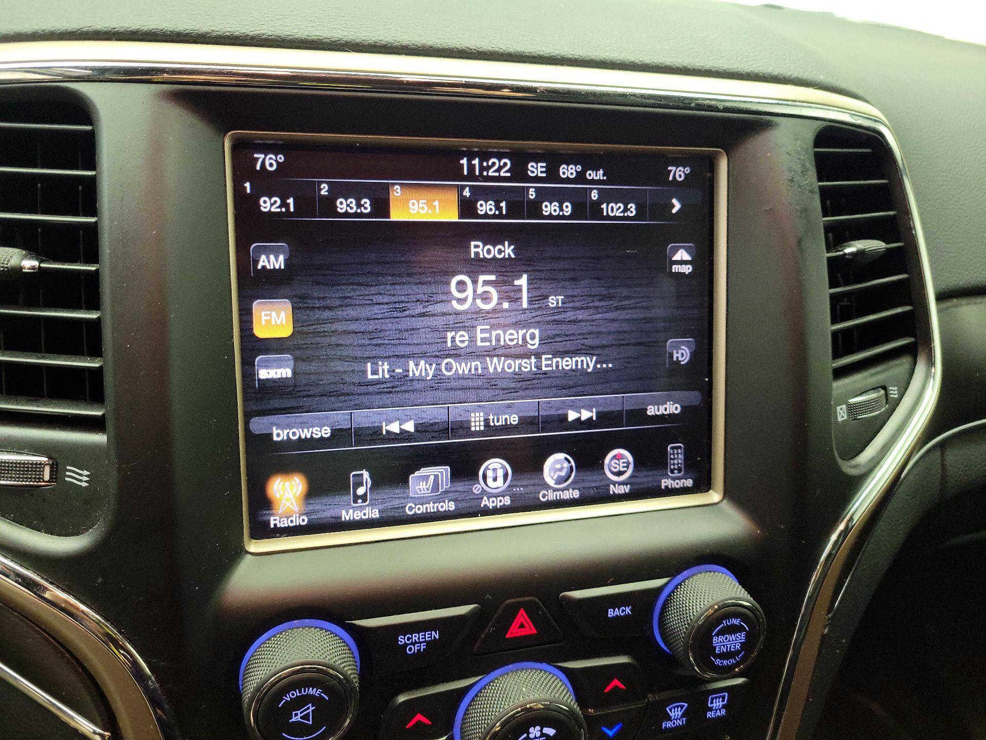 Thumbnail: 2016 Jeep Grand Cherokee - 16