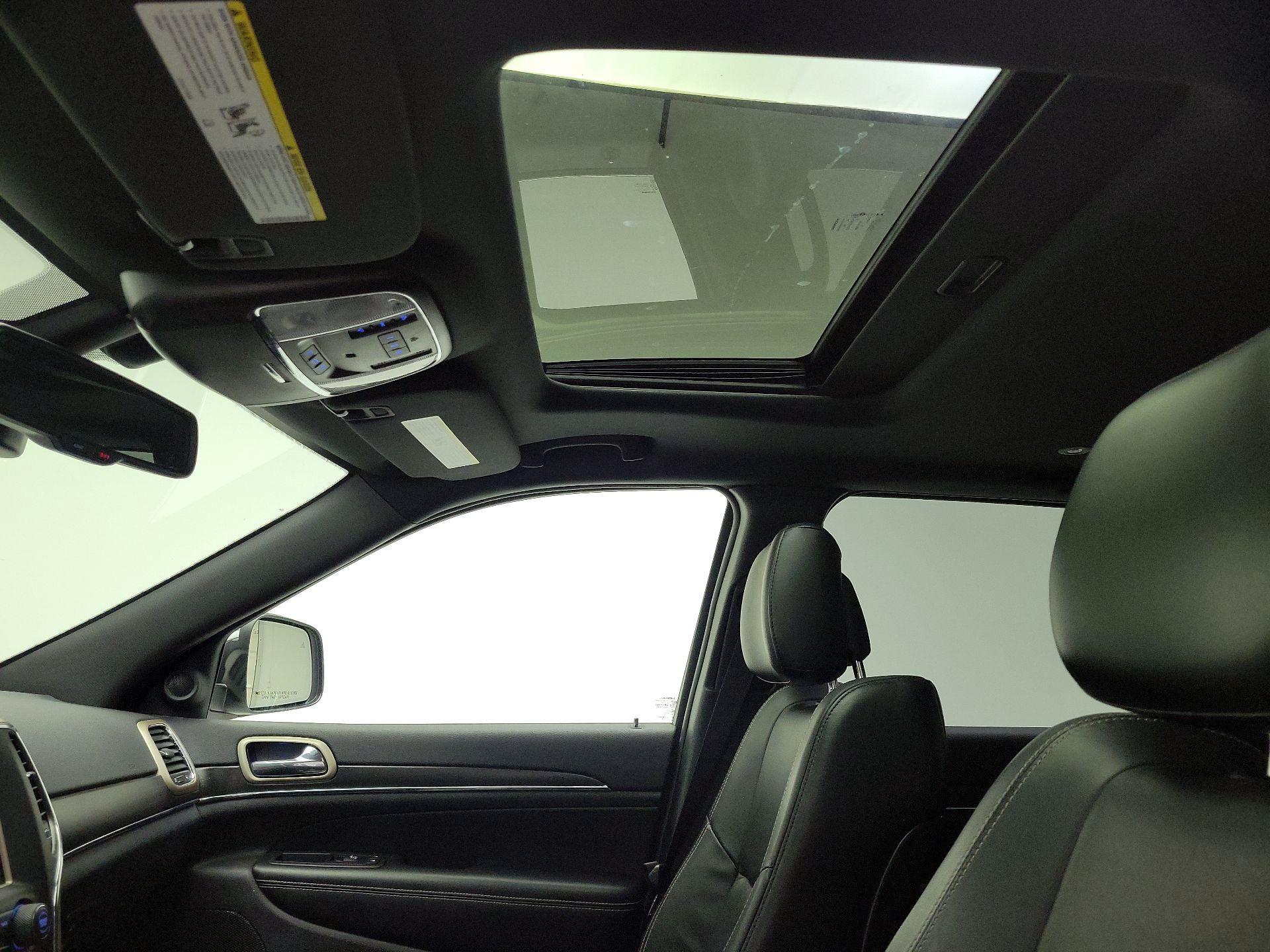 Thumbnail: 2016 Jeep Grand Cherokee - 20