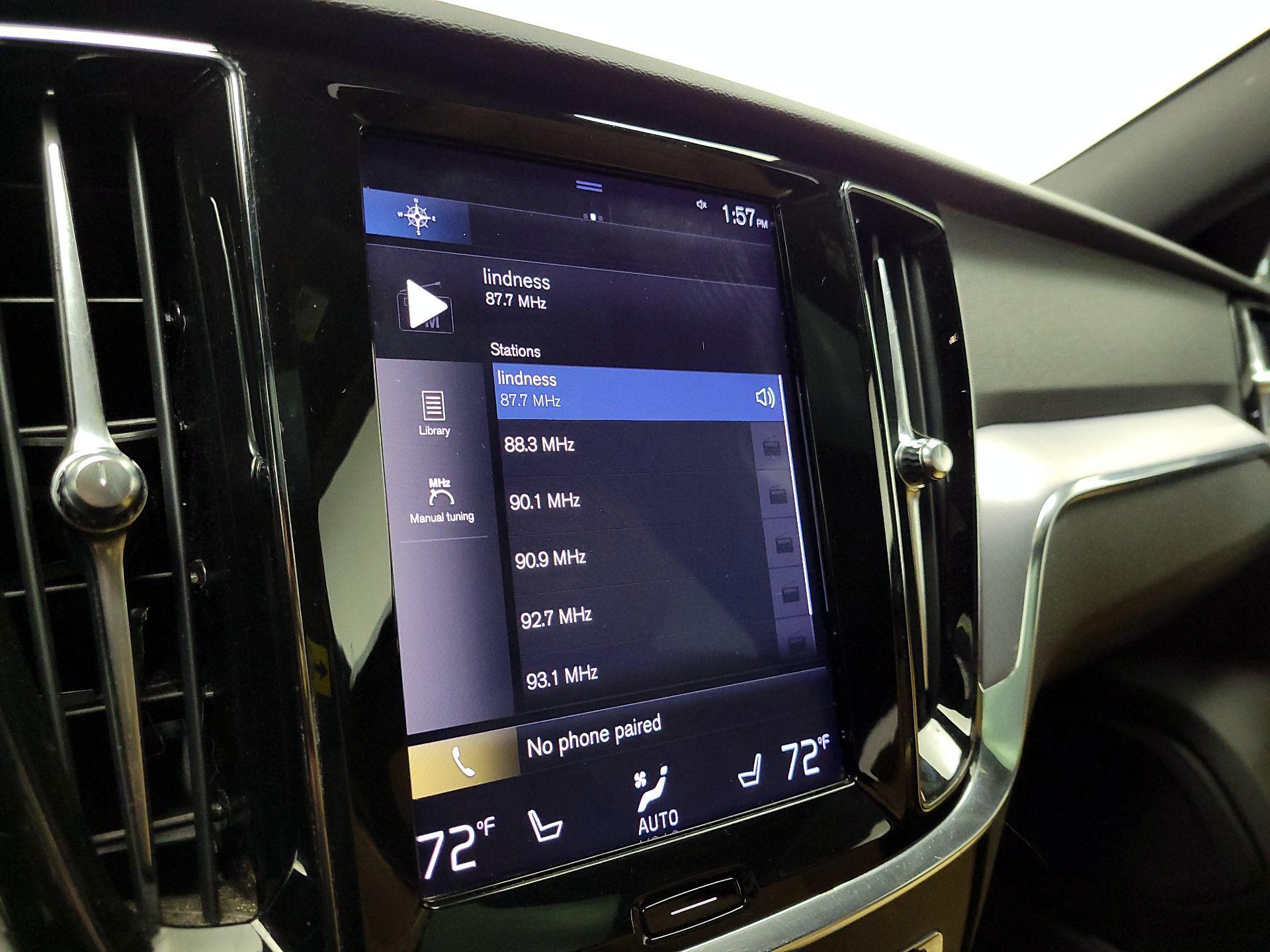 Thumbnail: 2020 Volvo S60 - 16