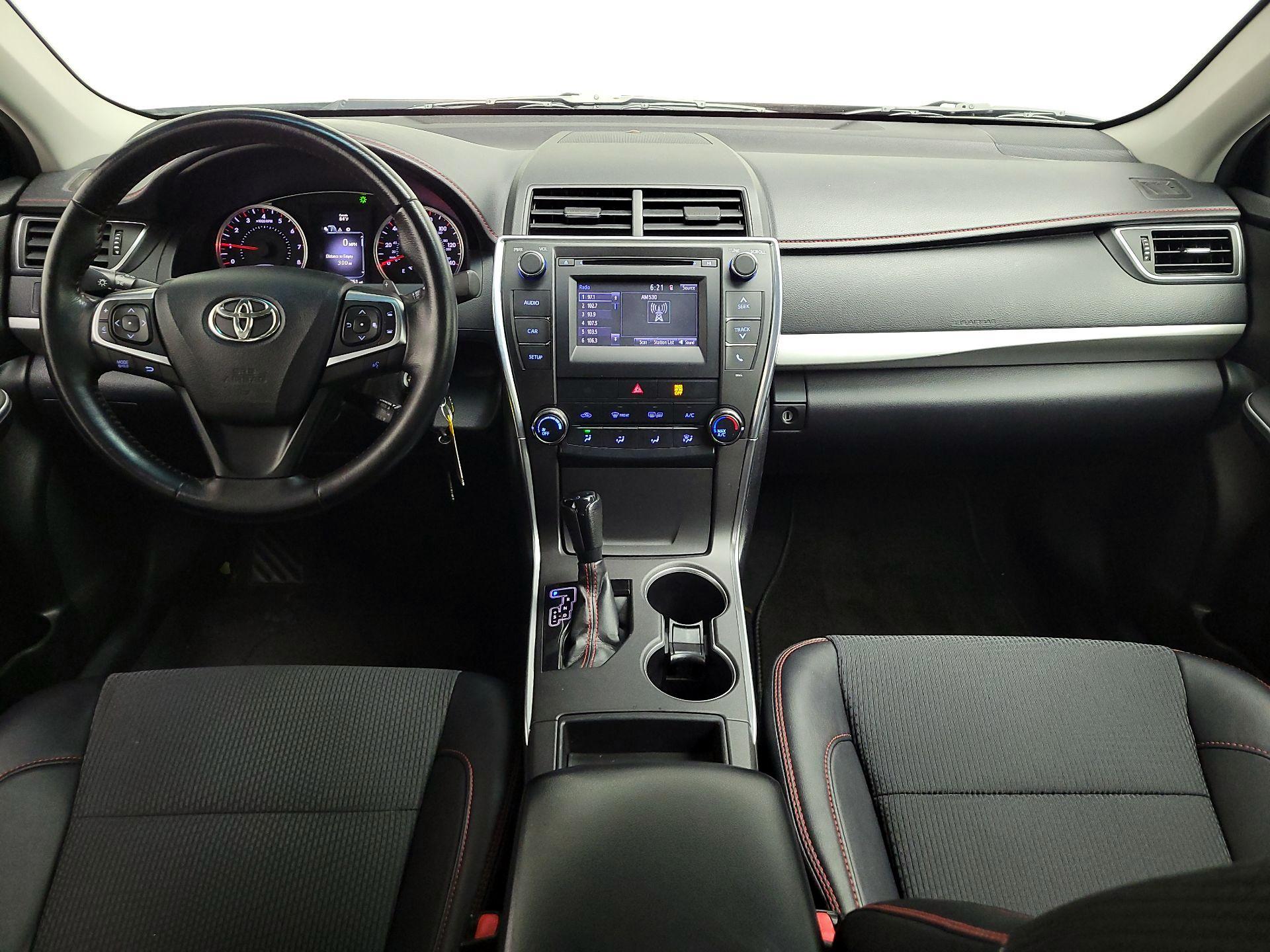 Thumbnail: 2016 Toyota Camry - 9