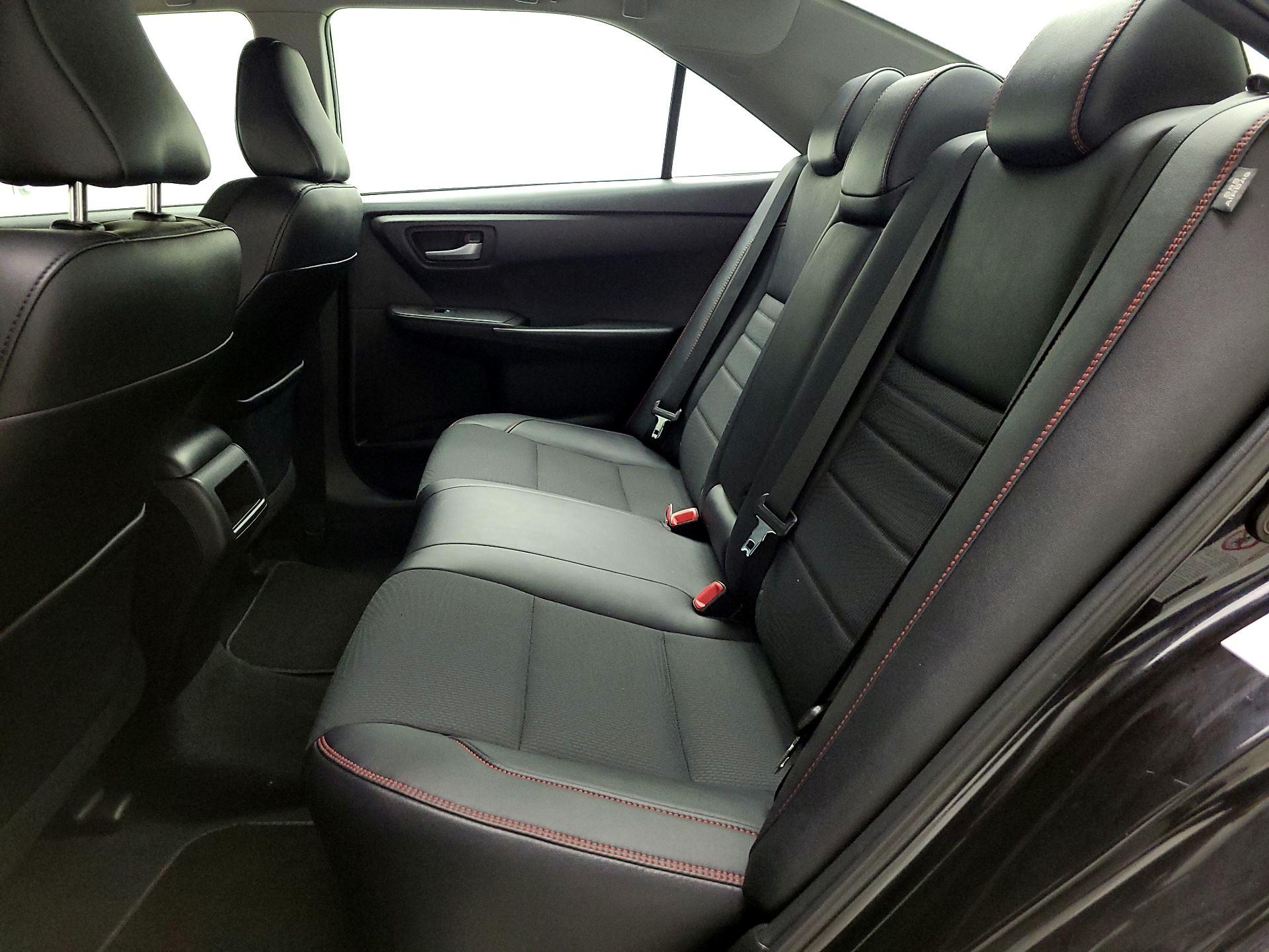 Thumbnail: 2016 Toyota Camry - 19