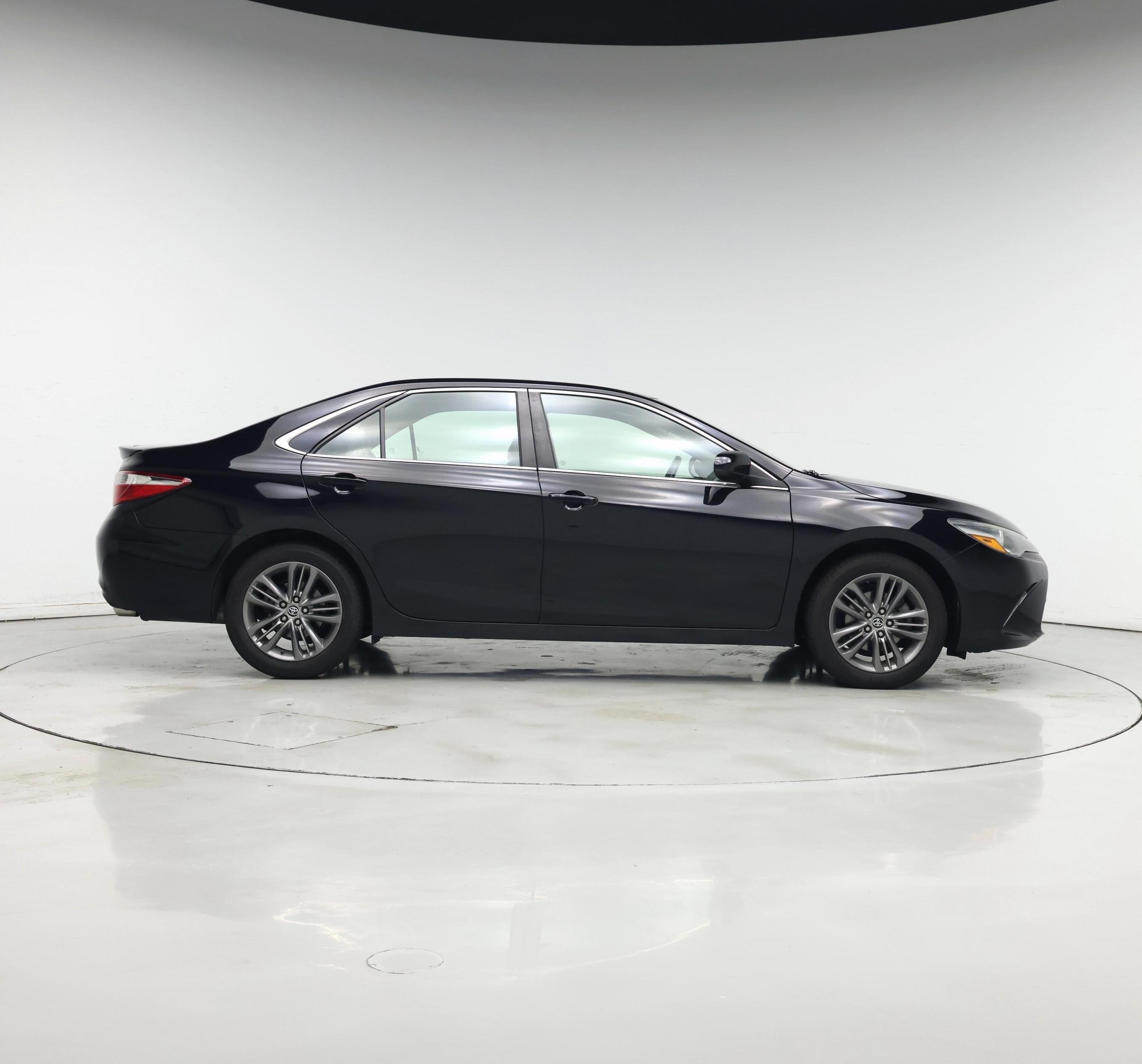 Thumbnail: 2016 Toyota Camry - 7