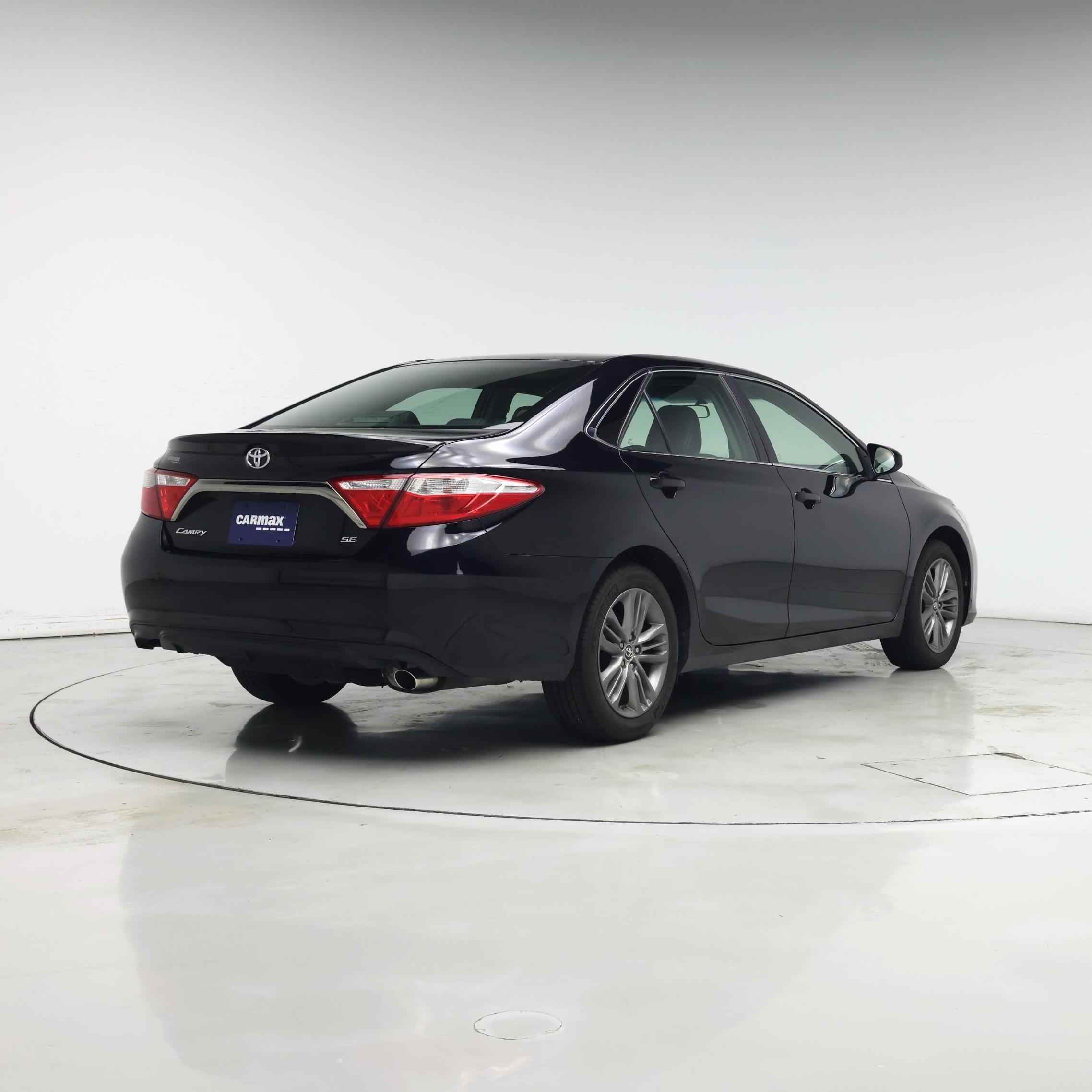 Thumbnail: 2016 Toyota Camry - 8
