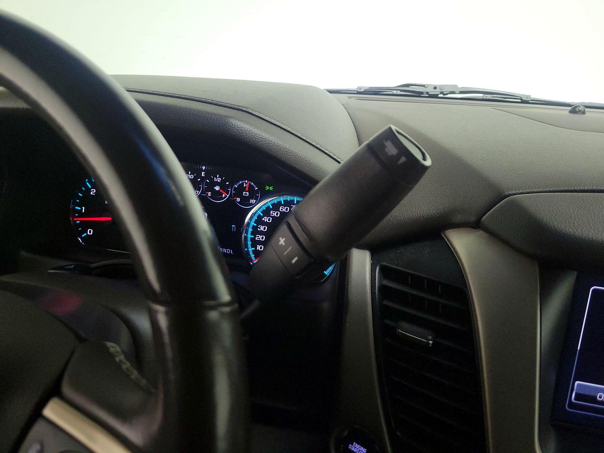 Thumbnail: 2019 GMC Yukon XL - 16