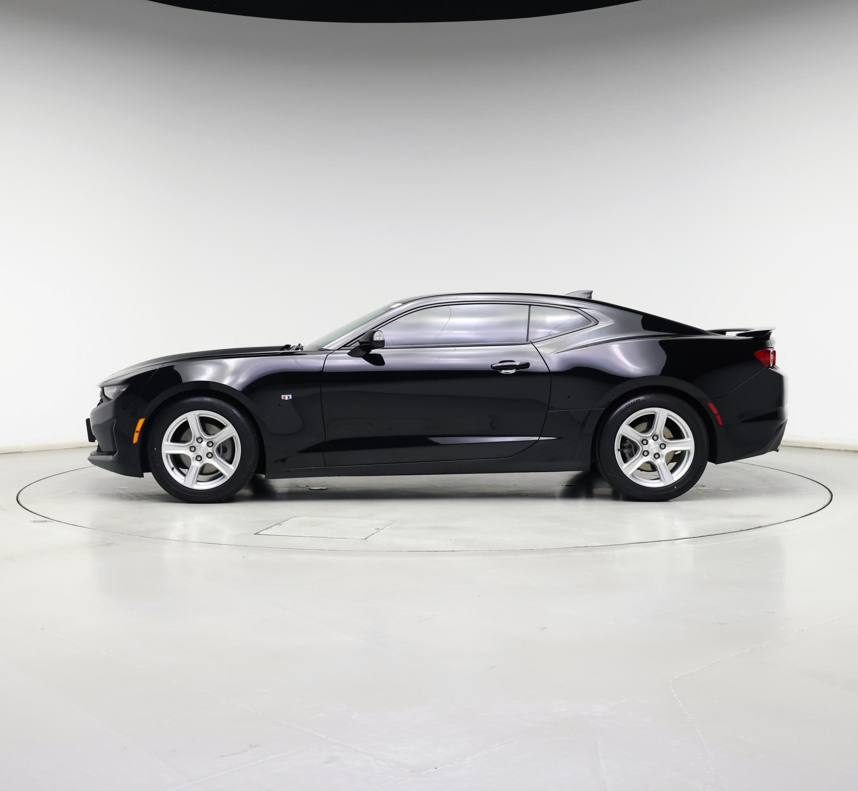 Thumbnail: 2023 Chevrolet Camaro - 3