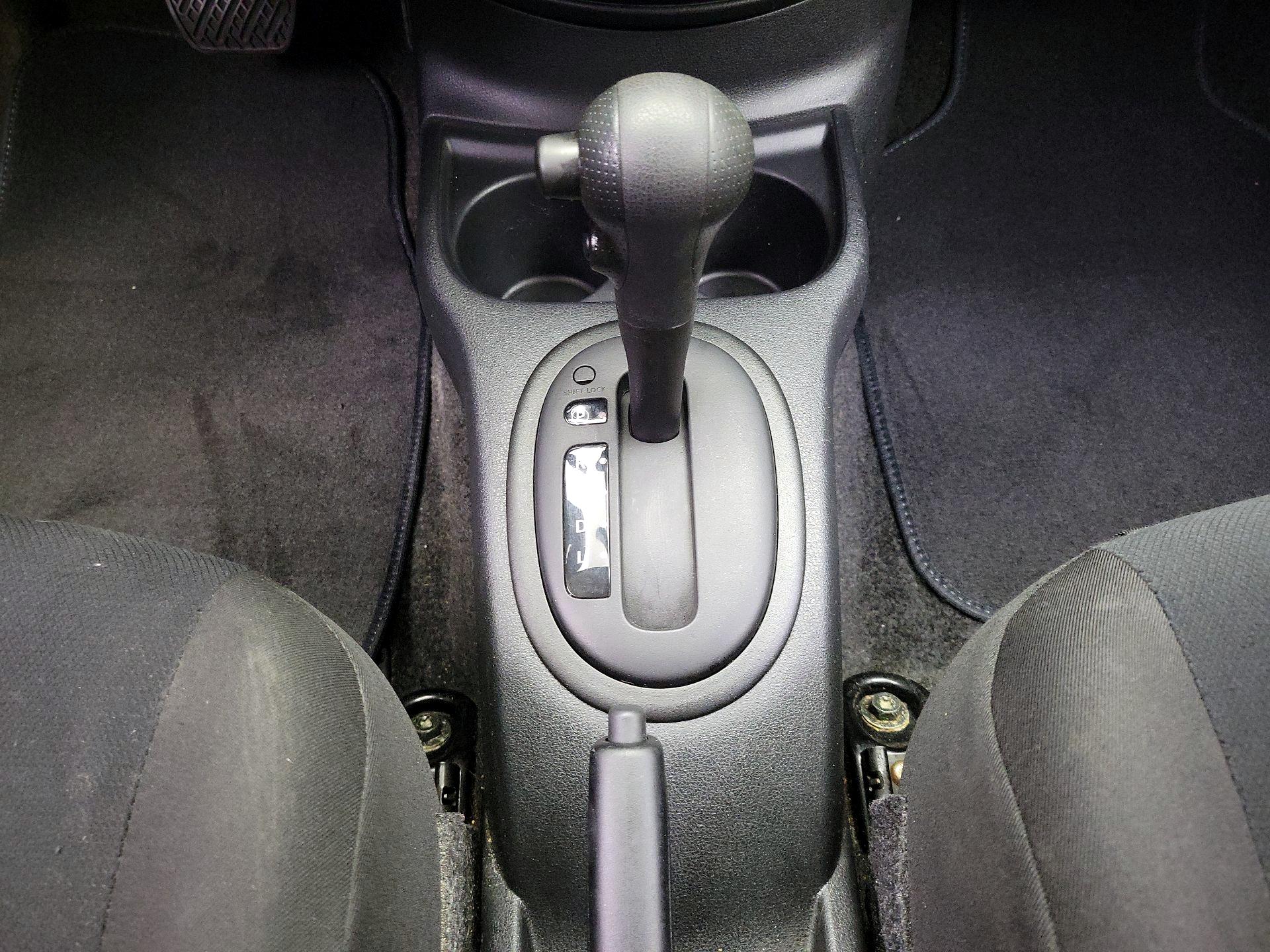 Thumbnail: 2016 Nissan Versa Note - 16